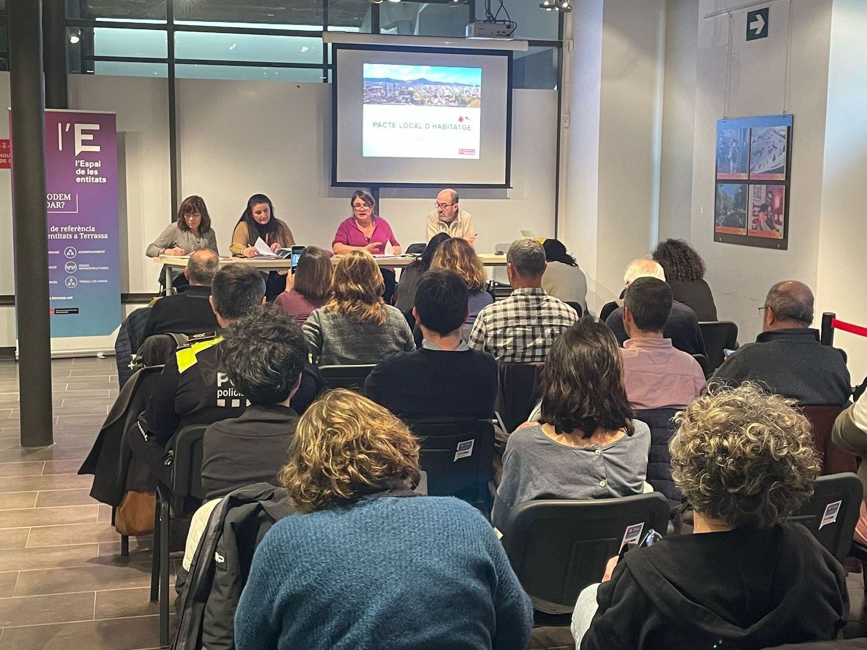 Acte de presentació del Pacte Local d'Habitatge a l'Espai Entitats del Casal Cívic Vapor Gran | Aj. Terrassa
