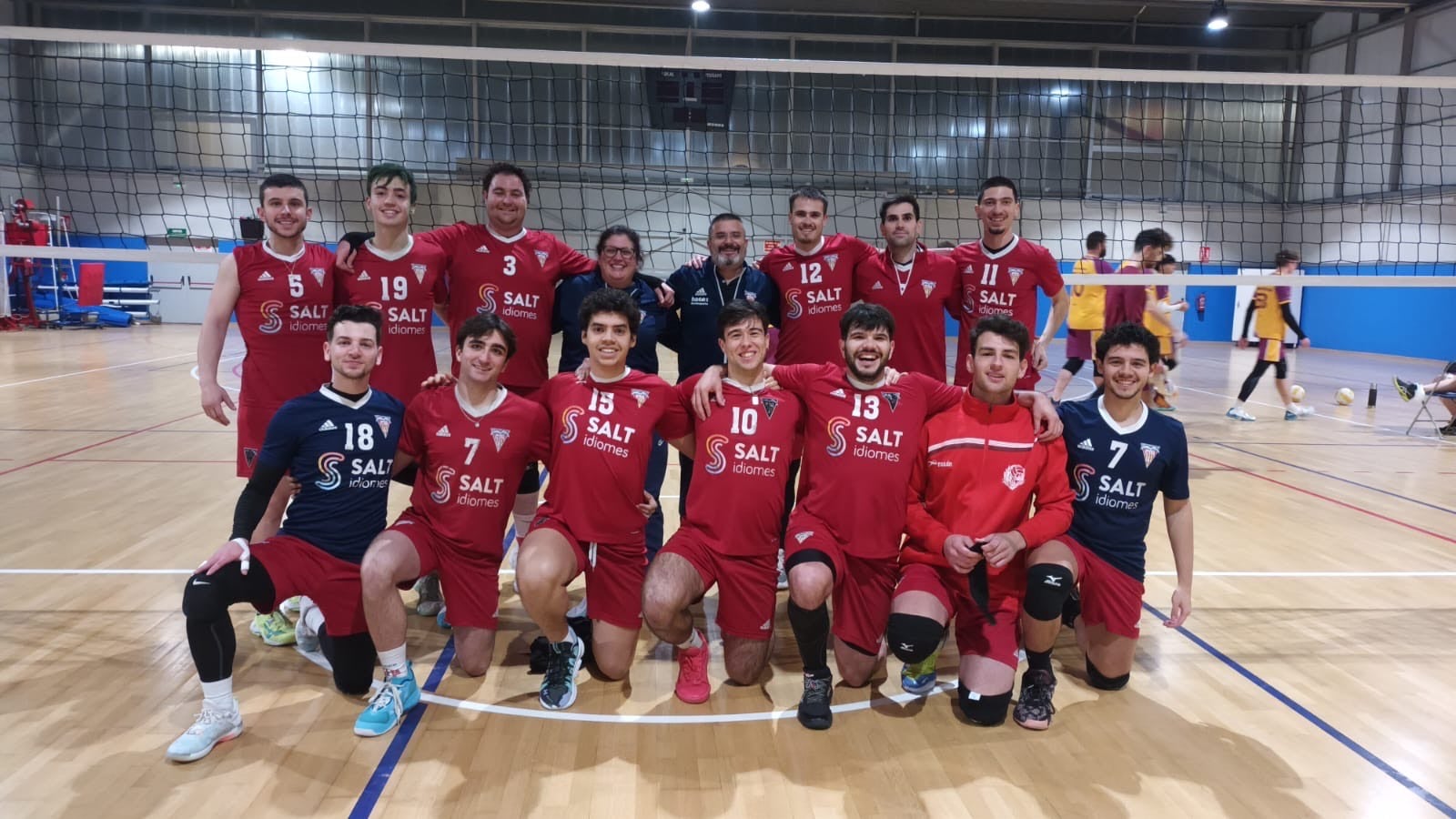 Victòria contundent del Club Natació Terrassa davant el Club Voleibol Sant Adrià | CN Terrassa