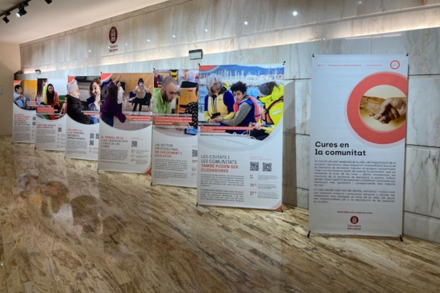 L’exposició està emmarcada en el Projecte Transformador ‘Cap a un nou sistema públic de cures en la comunitat' | Diputació de Barcelona