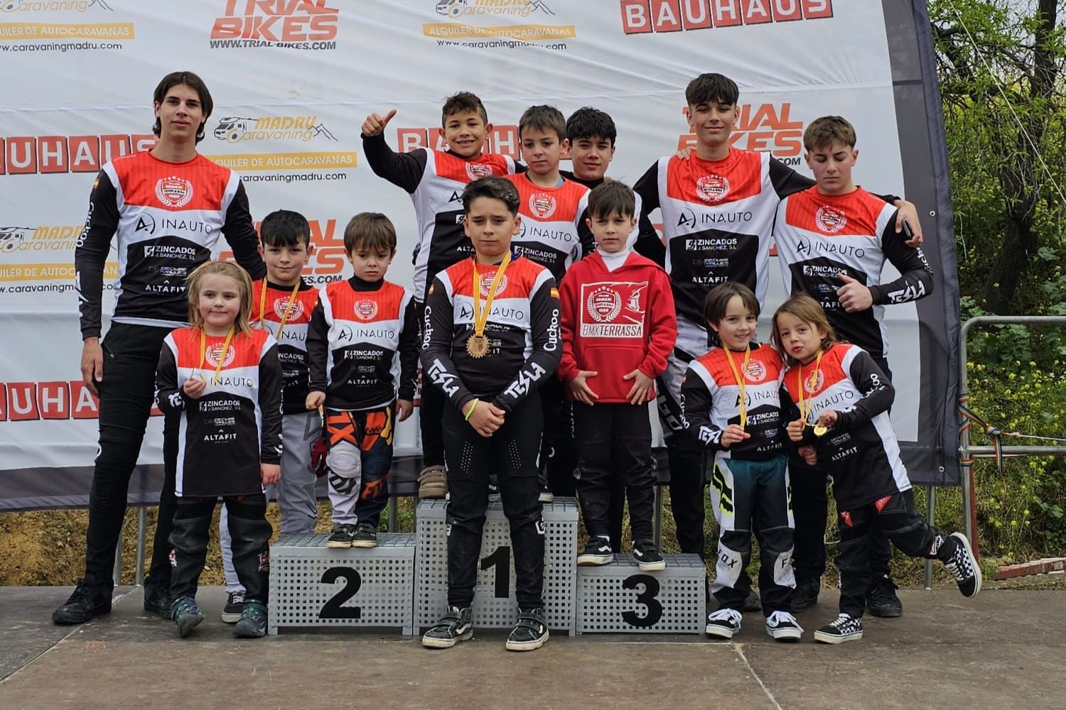 Els riders del Club BMX Terrassa a la prova Copa Catalana de Pumptrack celebrada a Falset | Club BMX Terrassa