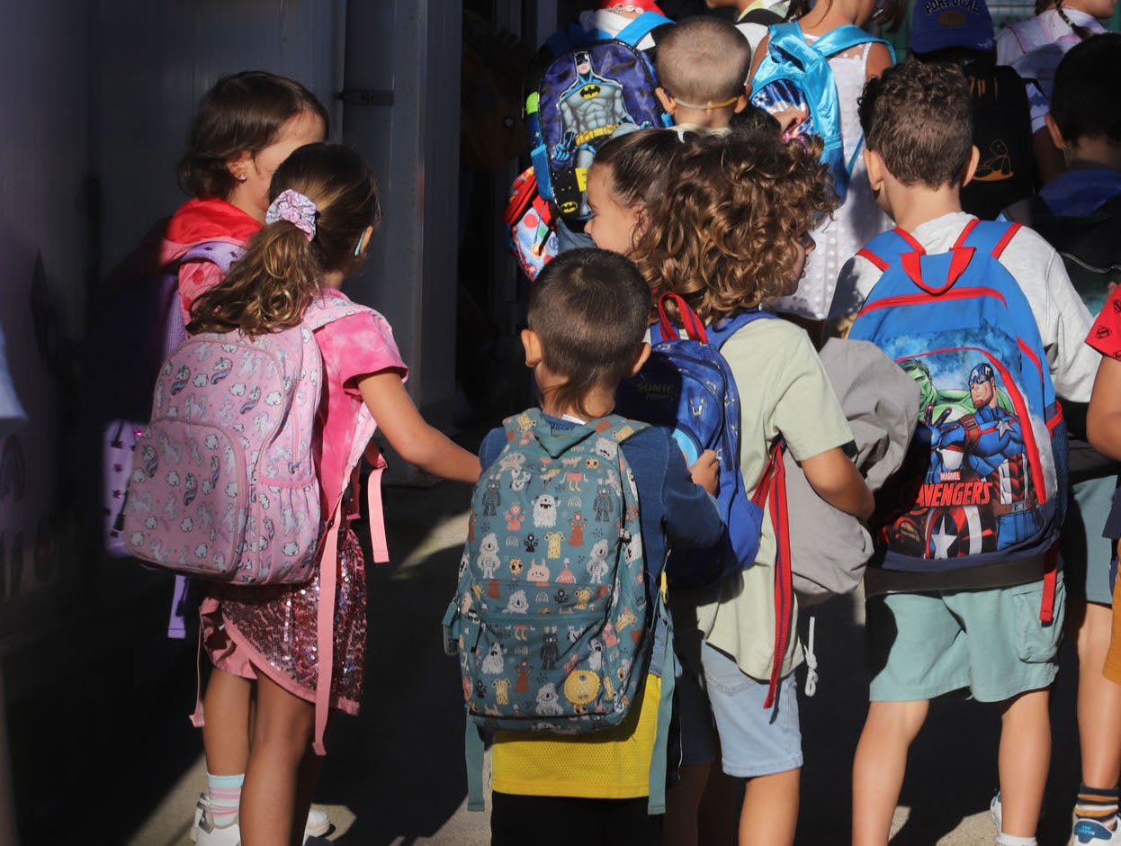 Imatges a l'entrada d'una escola de Terrassa | Cristóbal Castro