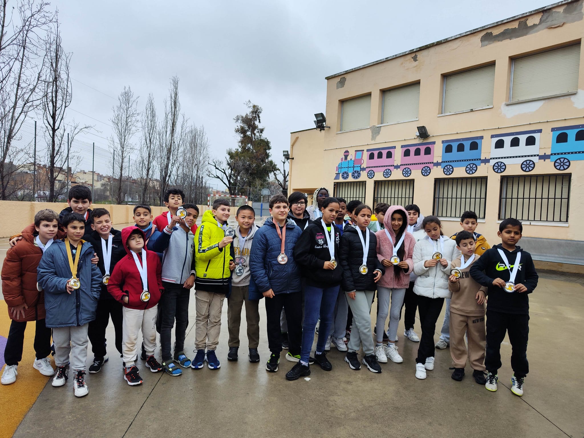 Aquest passat dijous, dia 20 de març, es va celebrar l'acte de cloenda de la lliga d'escacs a l'Escola Mare de Déu de Montserrat. La jornada, organitzada pel Consell Esportiu Vallès Occidental Terrassa | CEVO Terrassa