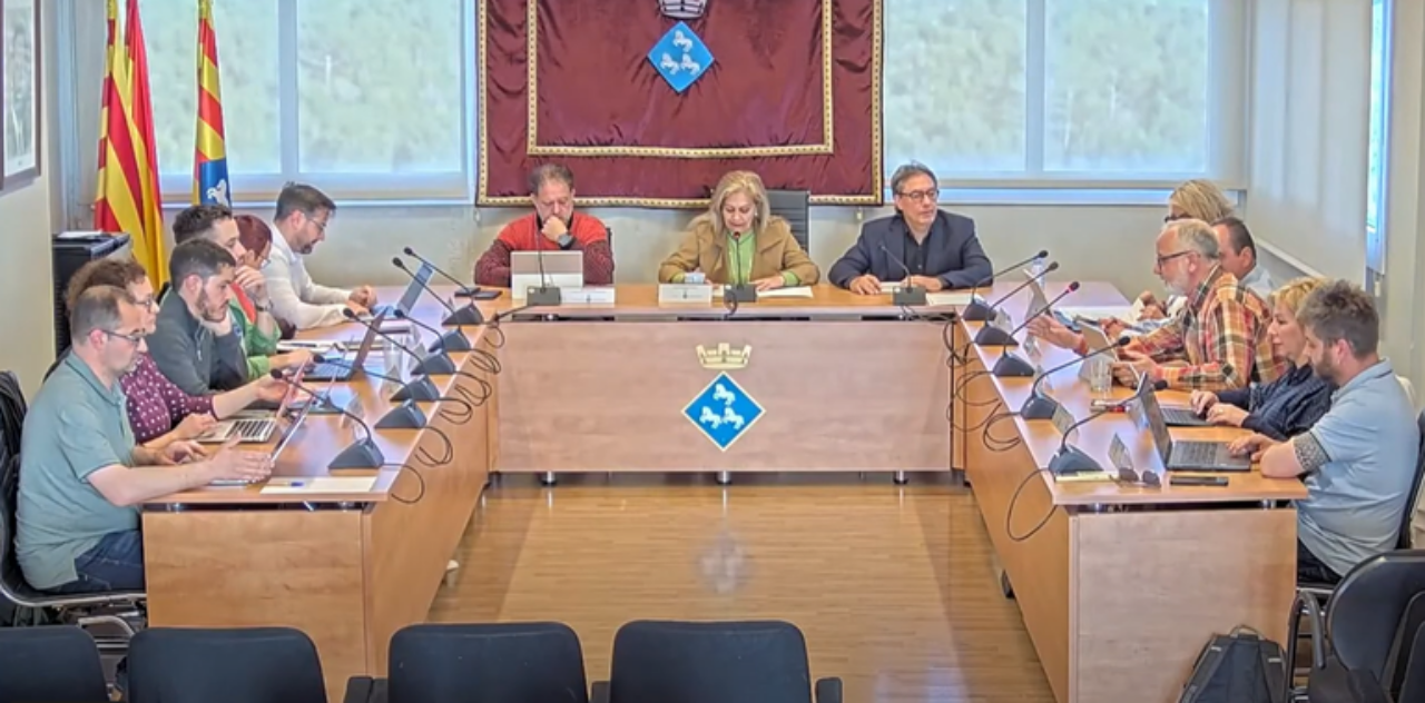 Ple municipal del mes d'abril a l'Ajuntament de Viladecavalls | Aj. Viladecavalls