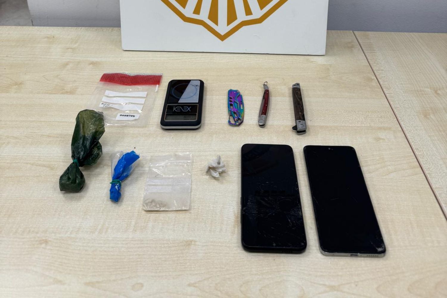 Intenta esquivar a la policia i acaba detingut per tràfic de drogues | Policia Municipal de Terrassa
