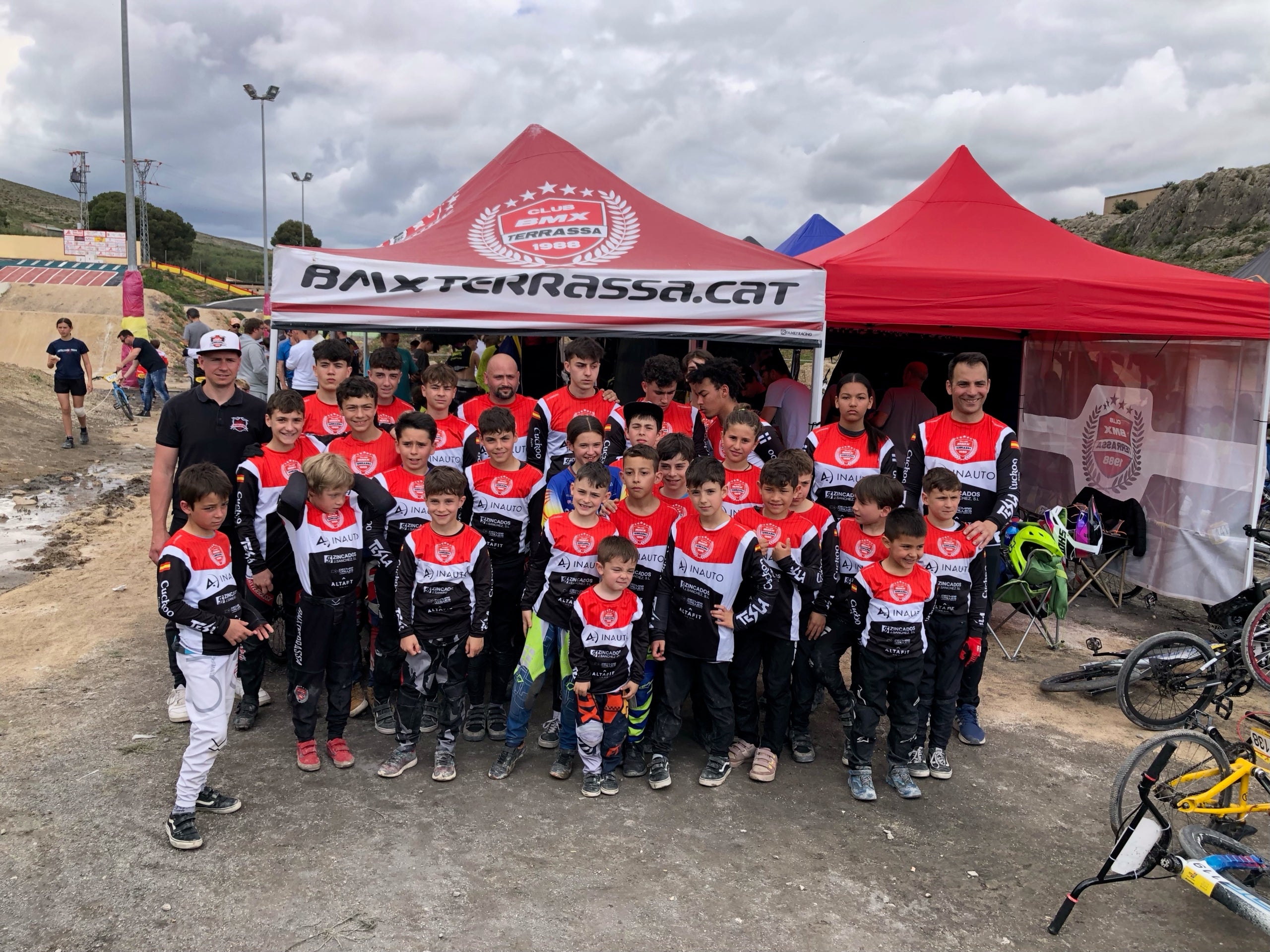 Una trentena de riders del BMX Terrassa han participat en la ronda 3 i 4 de la Copa d'Espanya | BMX Terrassa