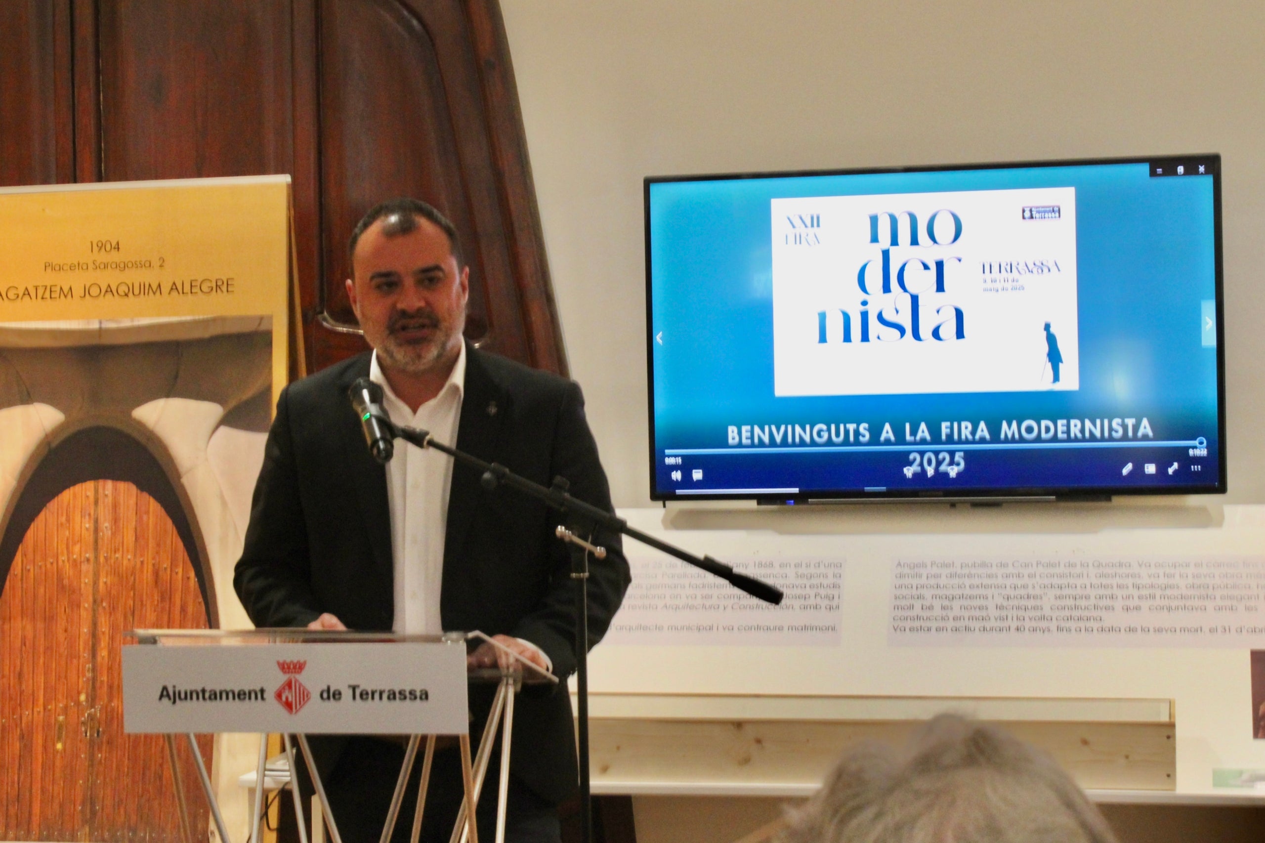 L'alcalde Jordi Ballart, en l'acte de presentació de la Fira Modernista de Terrassa 2025 a la Masia Freixa | Lucia Rivera