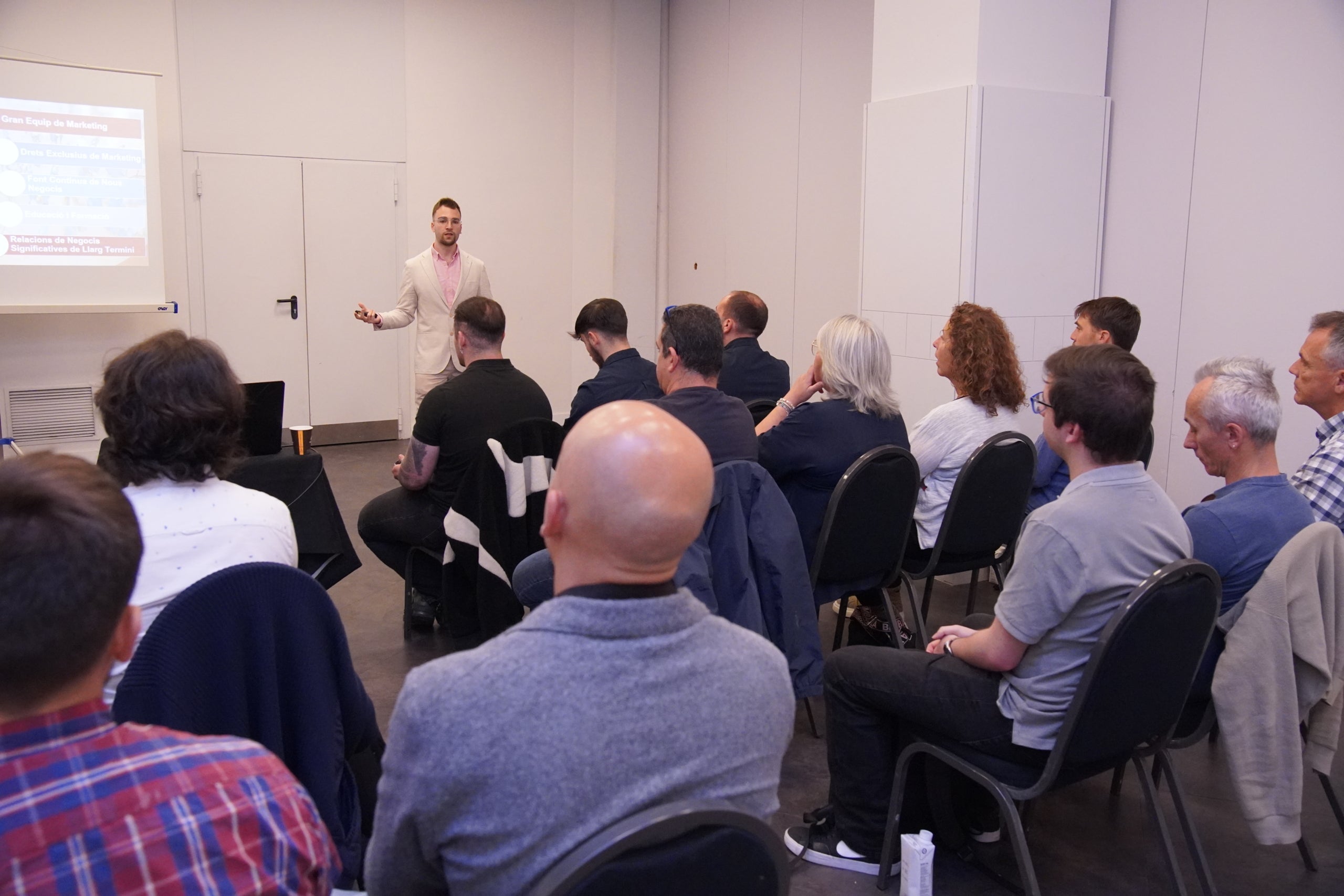 Una sessió informativa d'Hàbits, el grup de Networking de Negocis | Hotel Don Cándido