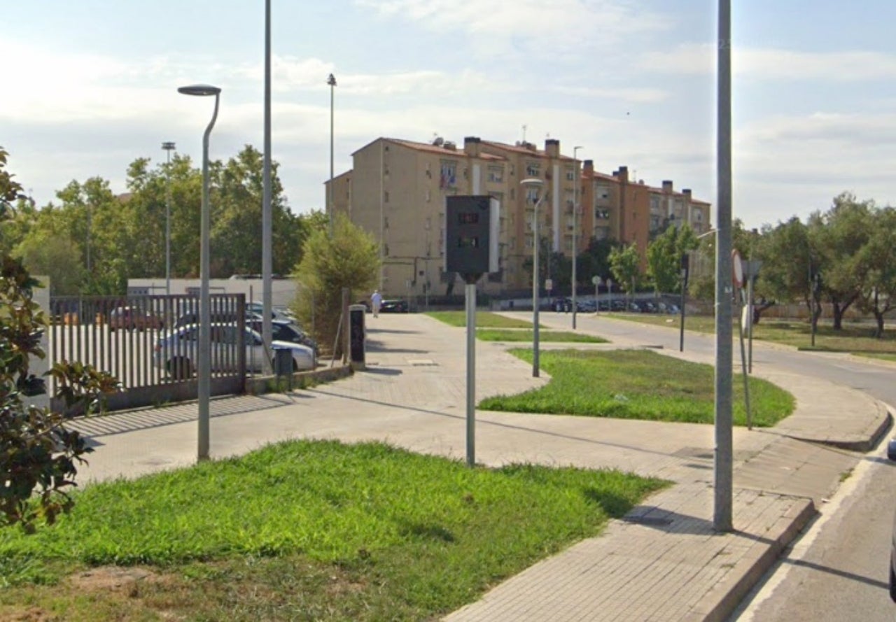 El radar fijo de la discordia, en la avenida del Vallès | G.E.