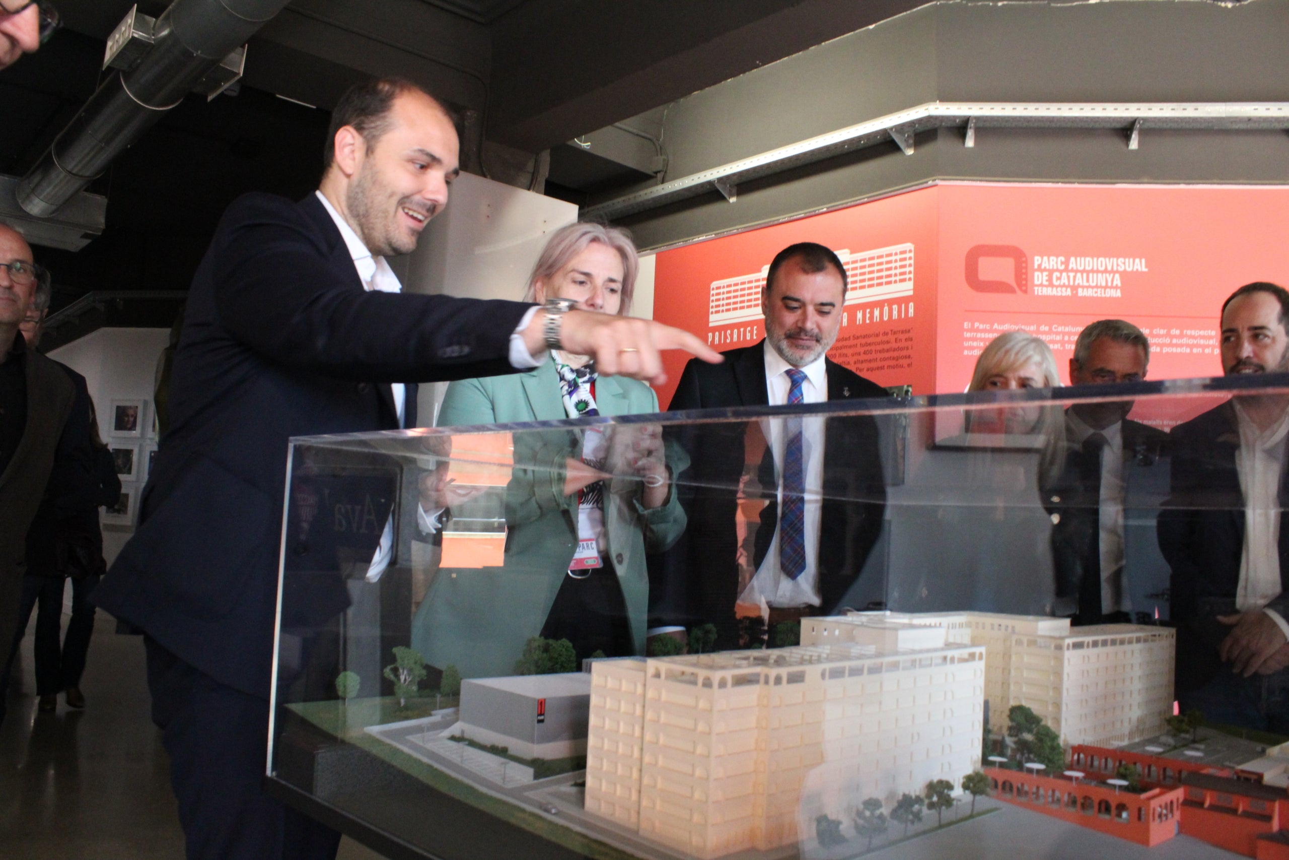 Visita institucional al Parc Audiovisual de Catalunya per anunciar la licitació per fer realitat els dos nous platós | Lucía Rivera