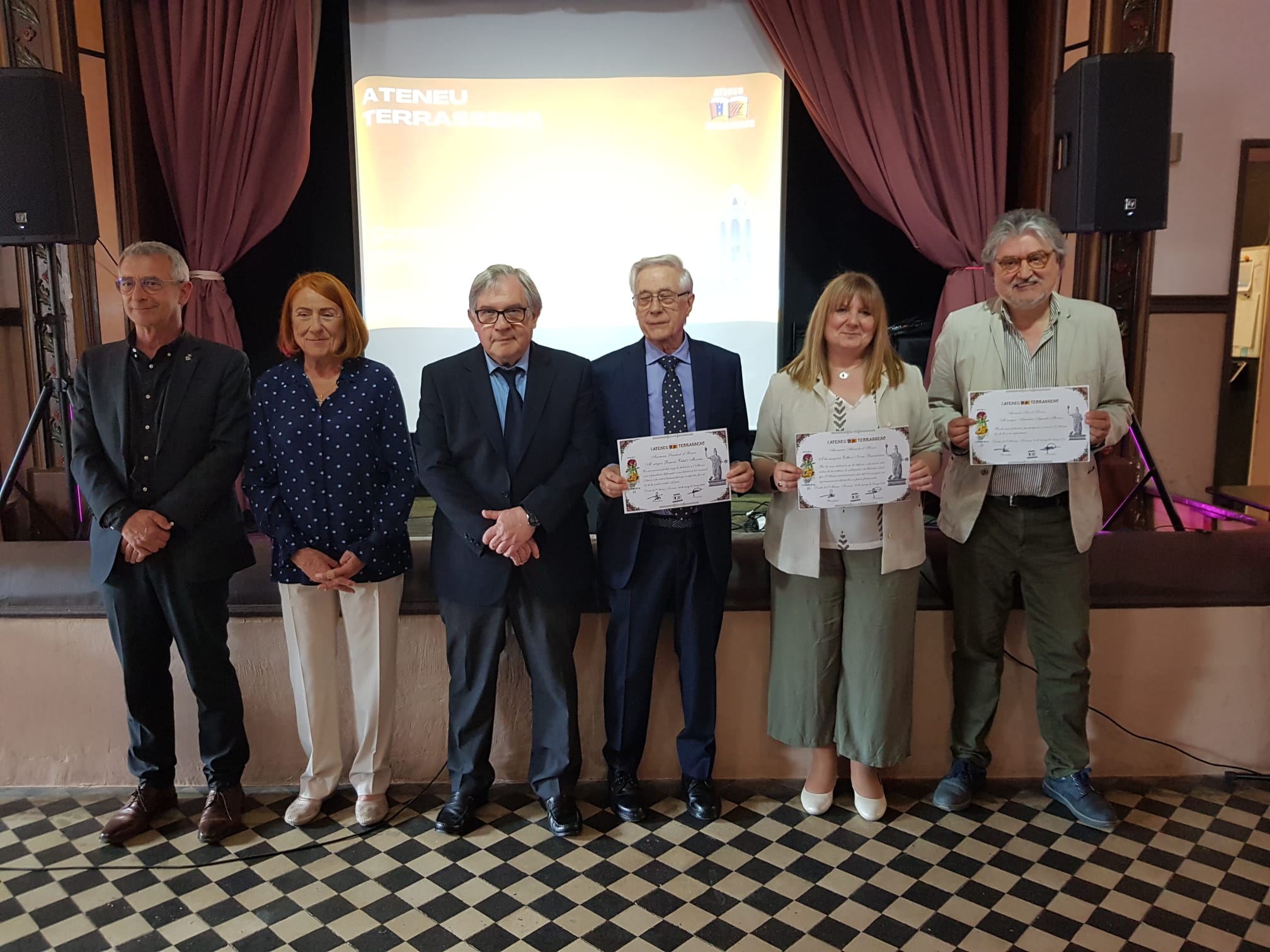 Tots les homenatjats en l'acte de l'Ateneu Terrassenc | Lluïsa Tarrida