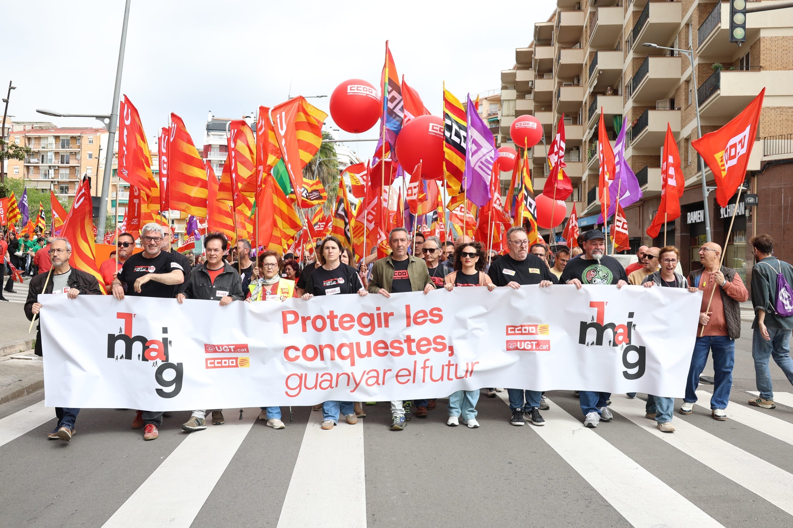 Manifestació d'UGT i CCOO a Terrassa pel Dia Internacional dels Treballadors | Xavi Hurtado