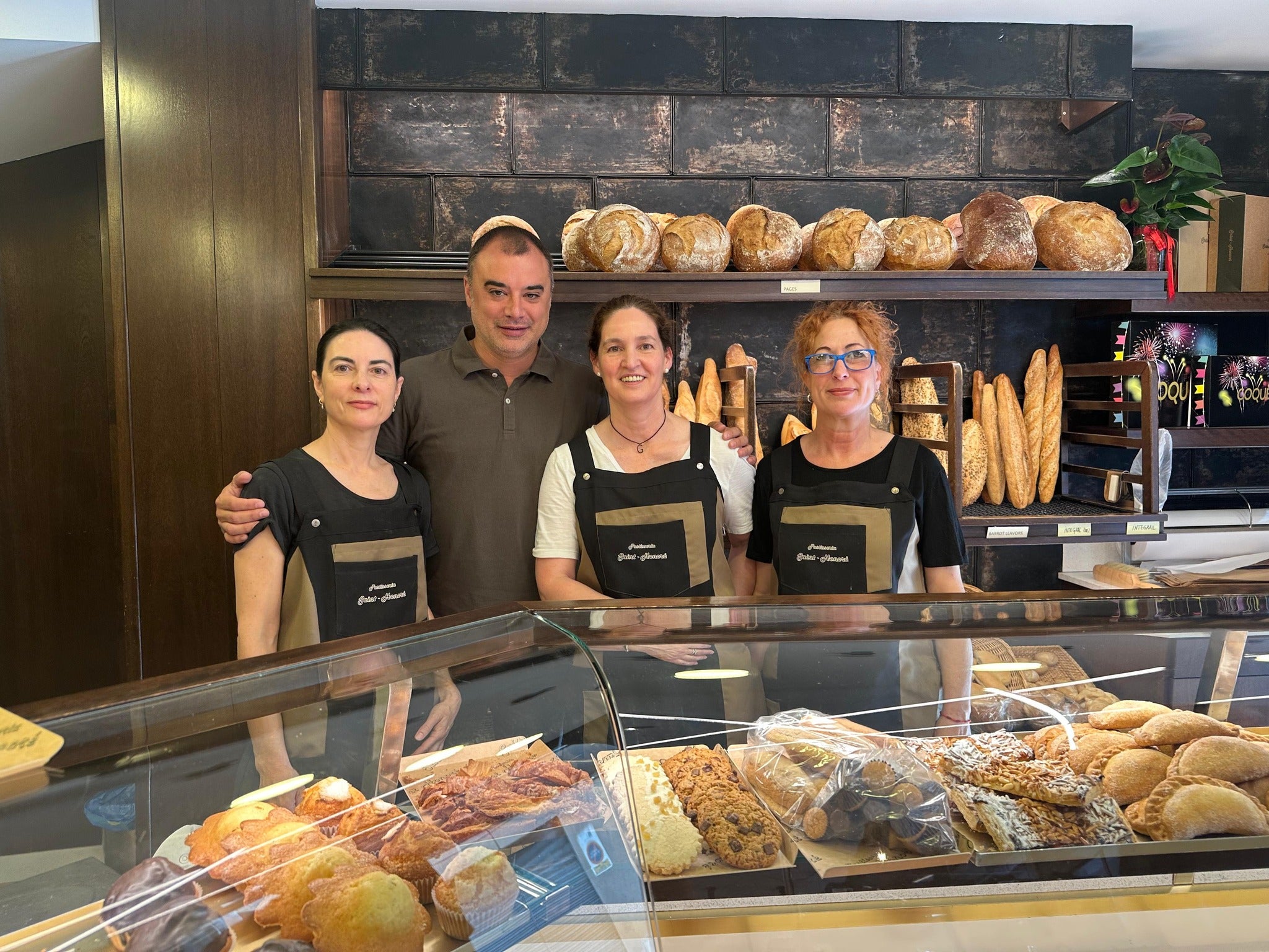 Ballart ha visitado la nueva pastelería Saint Honoré, en Sant Pere | J.B. Instagram