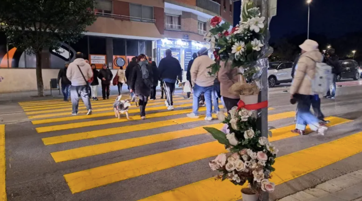 Acte de protesta a la cruïlla entre l’avinguda Josep Tarradellas i el carrer de Balmes | Oriol Manrique
