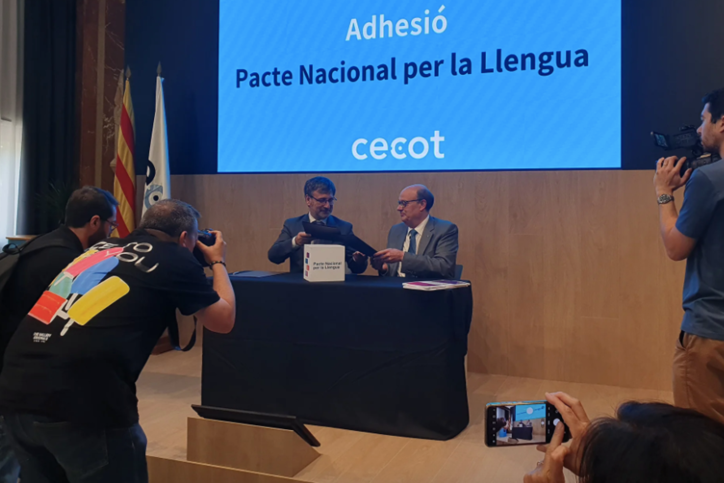 Cecot s'adhereix al Pacte Nacional per la Llengua | Cecot
