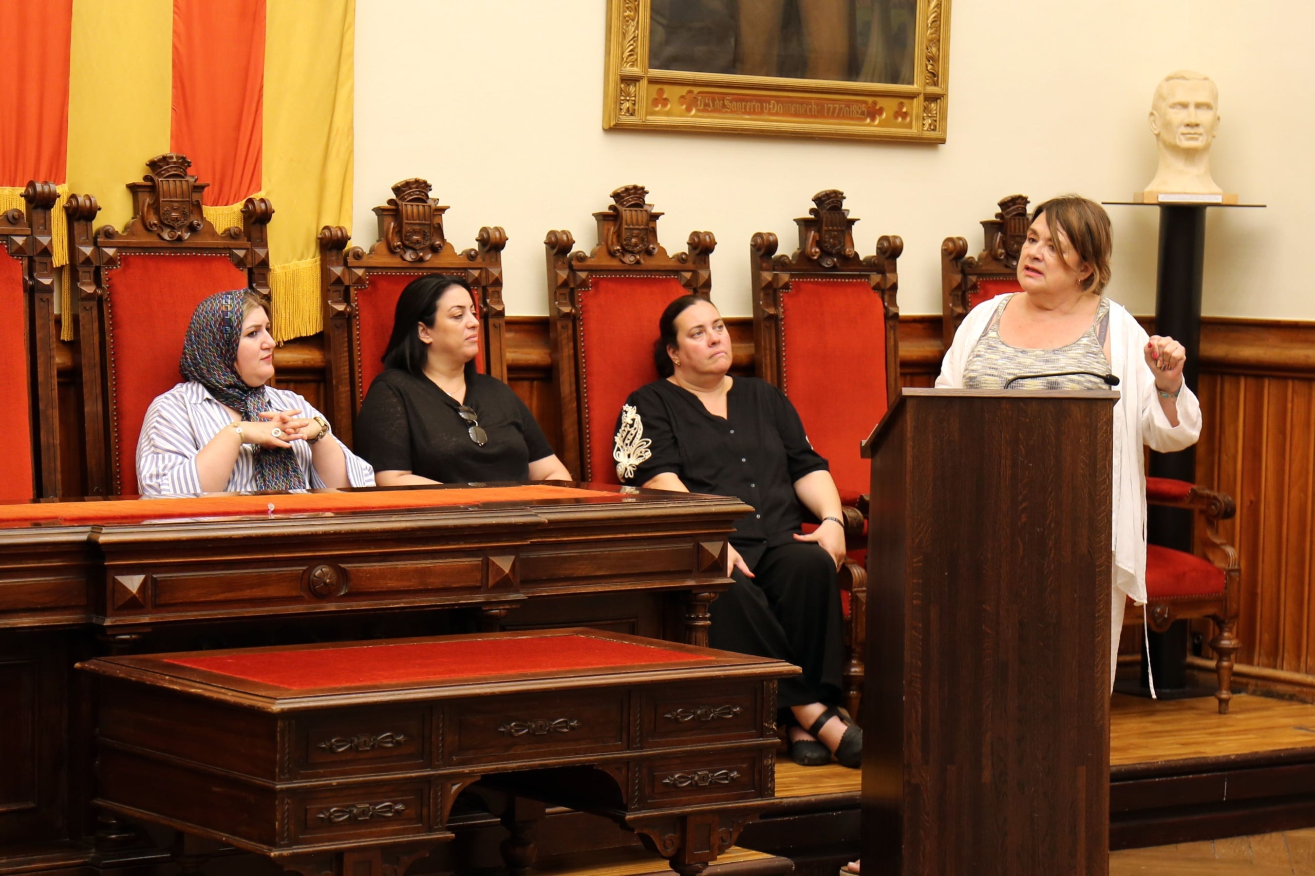 Visita d'una delegació d'electes de la comuna de Tetuan a Terrassa | Ajuntament de Terrassa