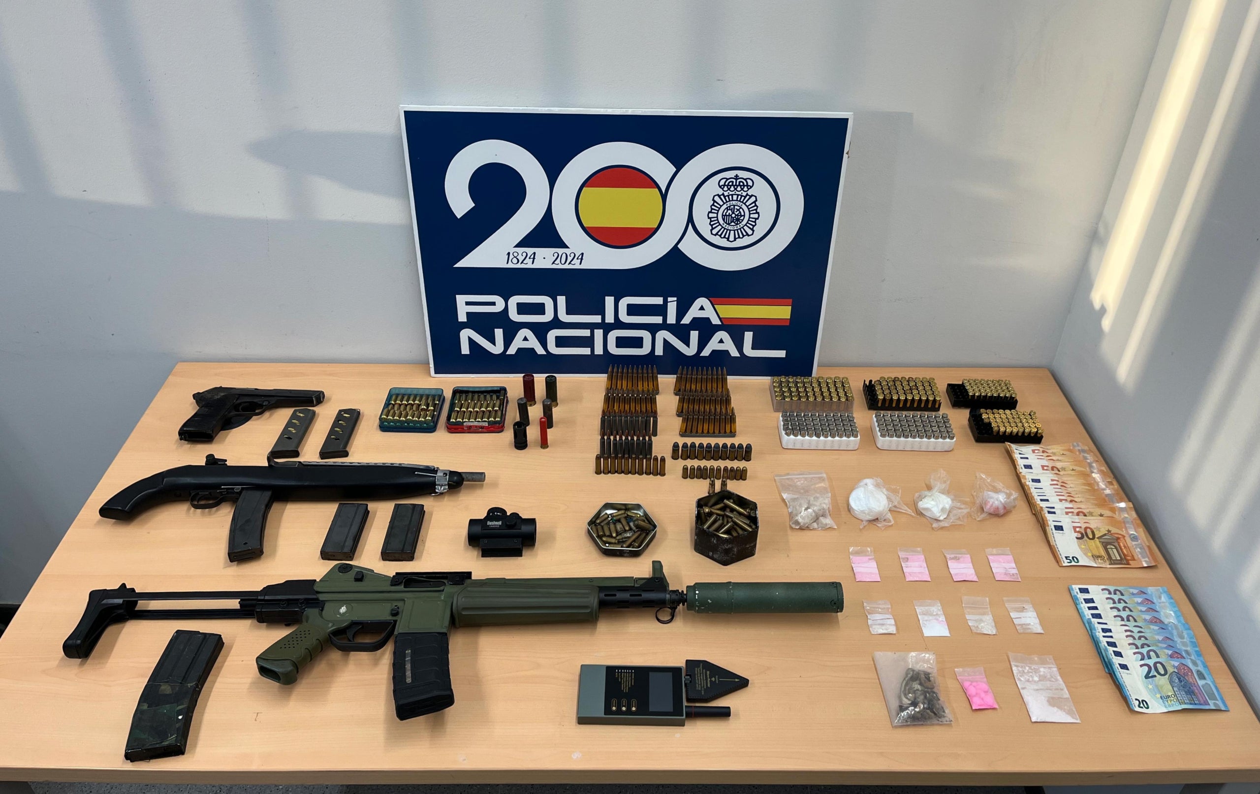 Detenen dos homes vinculats amb els narcotraficants que van voler introduir 70 kg de droga a través del port l'any 2024 | ACN