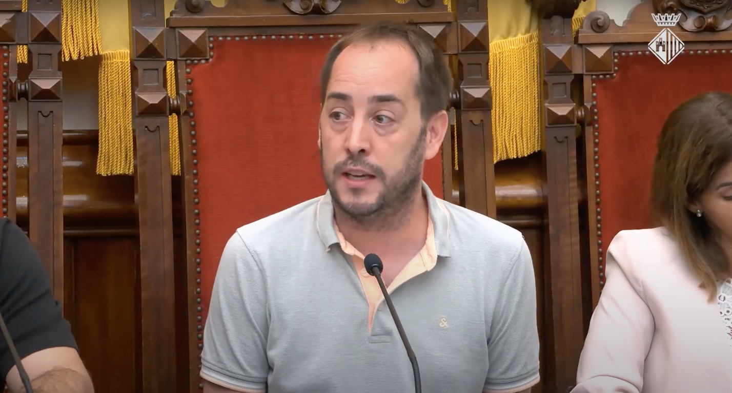 Xavier Cardona, regidor d'Urbanisme, al Ple municipal del 18 de juliol del 2025 | Ajuntament de Terrassa
