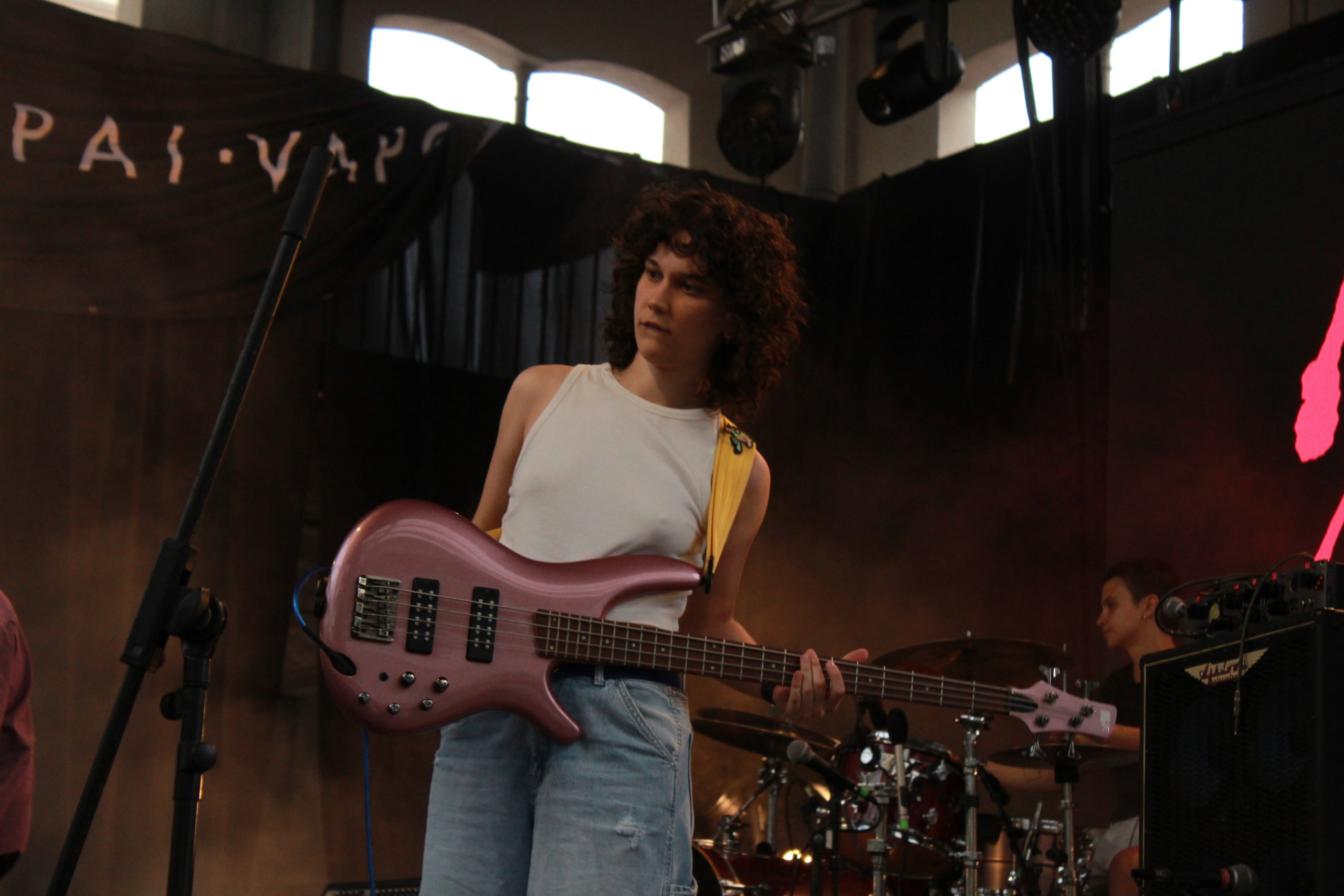 El grup madrileny de rock alternatiu Amor Líquido van tocar ahir, dissabte 5 de juliol, a l'Espai Vapor durant la Festa Major de Terrassa | Lucía Rivera