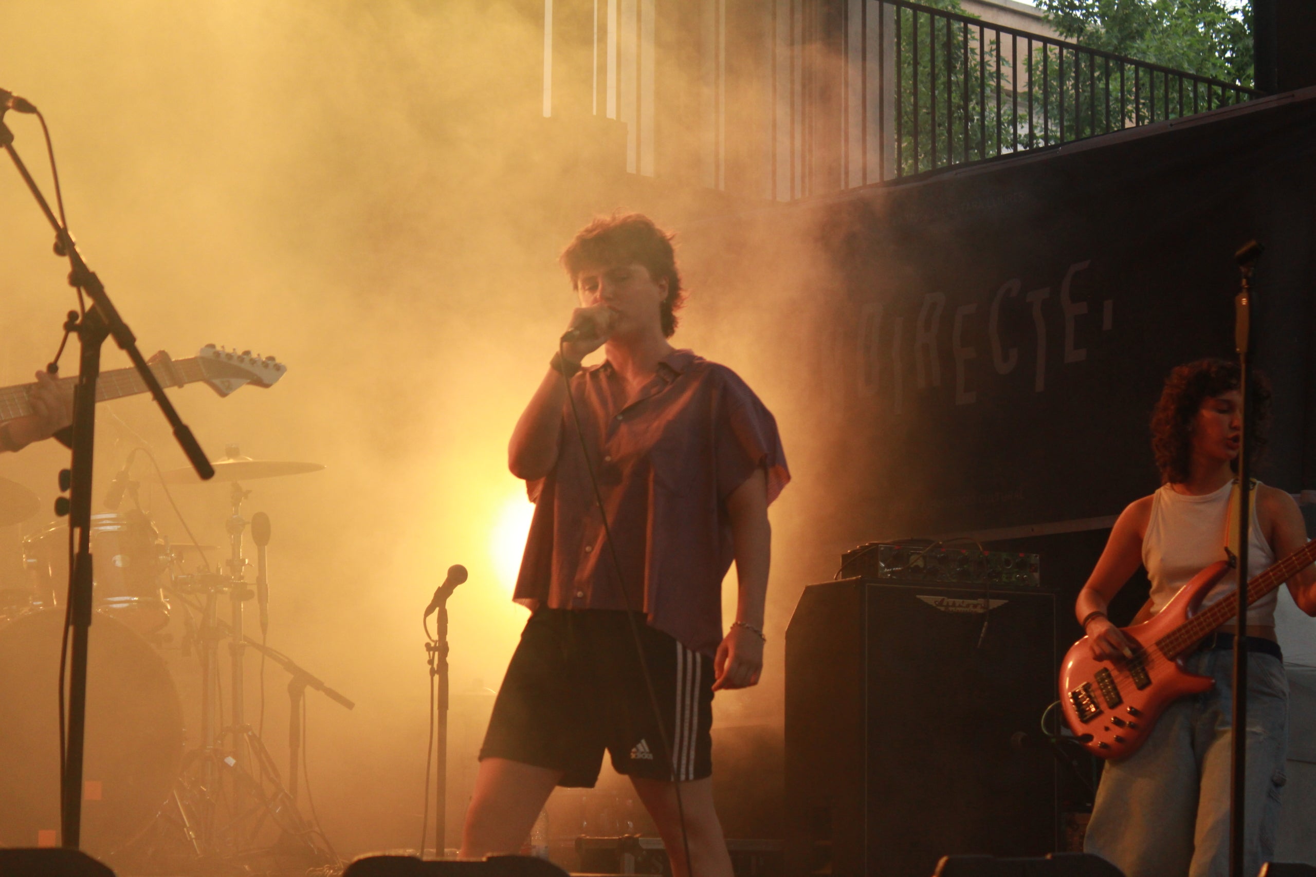 El grup madrileny de rock alternatiu Amor Líquido van tocar ahir, dissabte 5 de juliol, a l'Espai Vapor durant la Festa Major de Terrassa | Lucía Rivera