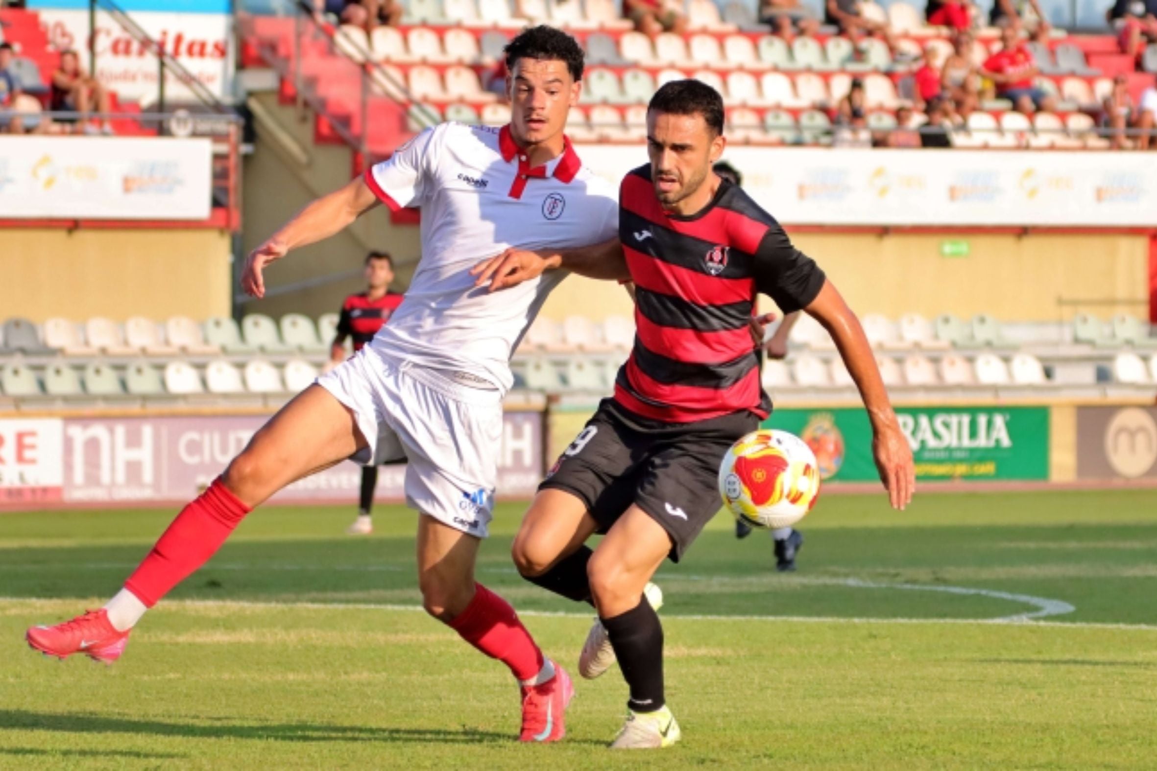 Els de Víctor Bravo van perdre 2-0 contra el Reus Reddis en un partit que es va decidir a la primera meitat | Terrassa FC

