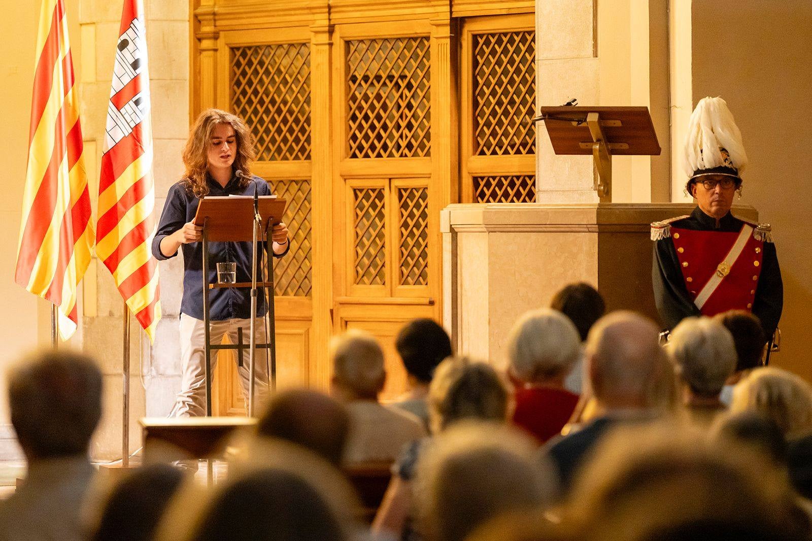 Acte institucional commemoratiu dels Fets Històrics del 4 de setembre de 1713 a Terrassa, que va comptar amb la lectura del Manifest Commemoratiu dels Fets Històrics del 4 de setembre de 1713 a Terrassa, redactat per la historiadora Mariona Vigués. Enguany, la lectura del manifest va a anar a càrrec del vicepresident de la Coordinadora de Grups de Cultura Popular i Tradicional Catalana de Terrassa, Joan Valcárcel; i amb el Concert commemoratiu a càrrec de la soprano Laia Camps, acompanyada al piano per Joan Martínez Colàs, que van interpretar “Sons d’un Poble”, amb obres d’Enric Morera, Eduard Toldrà, Pau Casals, Matilde Escalas, Narcisa Freixas, Josep Ribas i Amadeu Vives | Rafel Casonava BCF