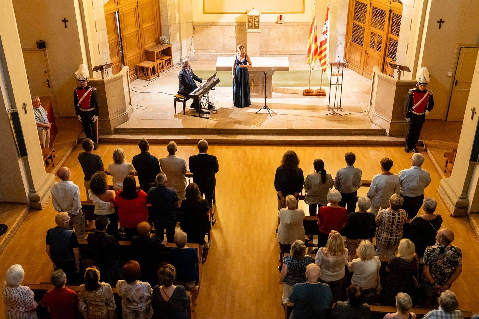 Acte institucional commemoratiu dels Fets Històrics del 4 de setembre de 1713 a Terrassa, que va comptar amb la lectura del Manifest Commemoratiu dels Fets Històrics del 4 de setembre de 1713 a Terrassa, redactat per la historiadora Mariona Vigués. Enguany, la lectura del manifest va a anar a càrrec del vicepresident de la Coordinadora de Grups de Cultura Popular i Tradicional Catalana de Terrassa, Joan Valcárcel; i amb el Concert commemoratiu a càrrec de la soprano Laia Camps, acompanyada al piano per Joan Martínez Colàs, que van interpretar “Sons d’un Poble”, amb obres d’Enric Morera, Eduard Toldrà, Pau Casals, Matilde Escalas, Narcisa Freixas, Josep Ribas i Amadeu Vives | Rafel Casonava BCF