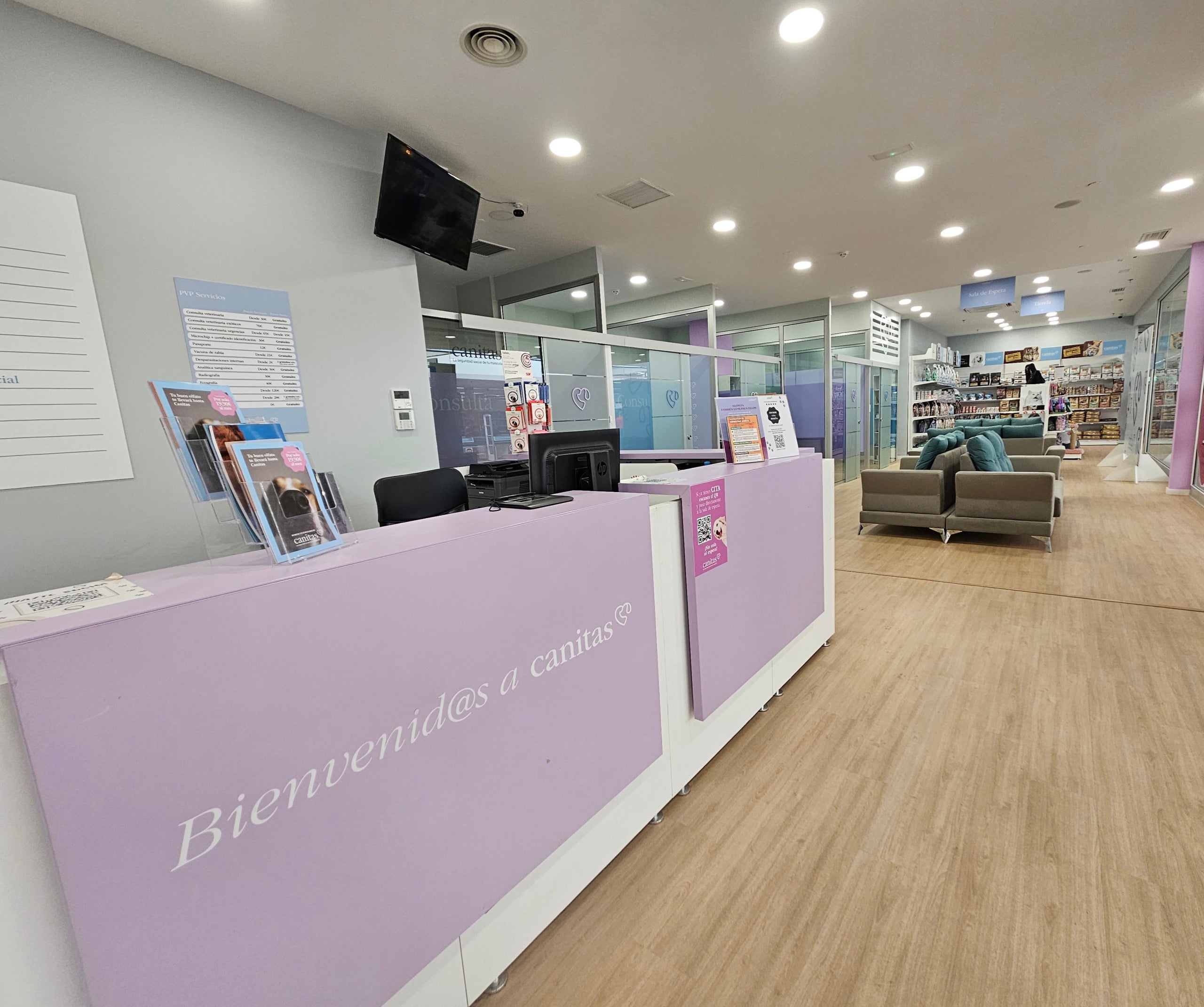 Interior de la clínica veterinària de Terrassa | Canitas