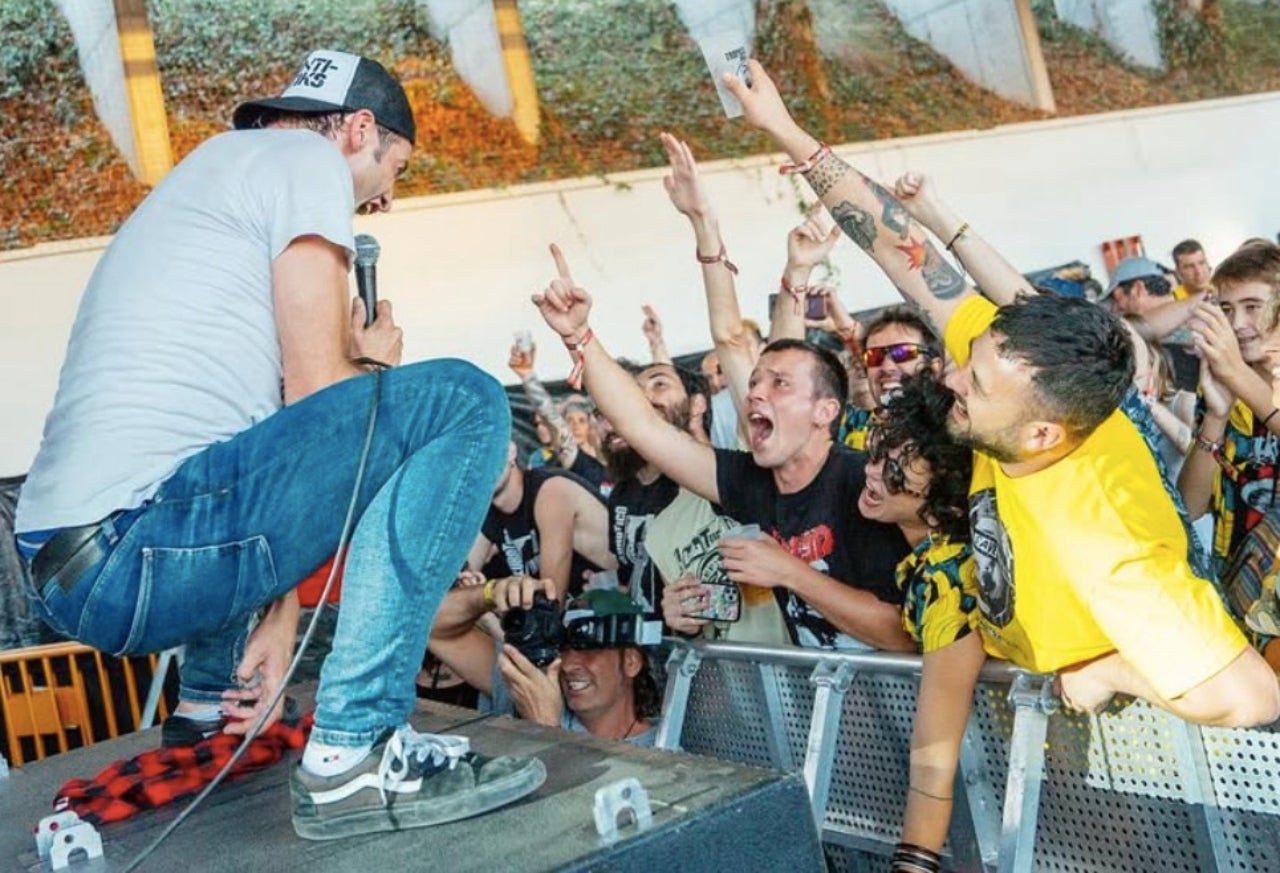 El Festival Tropical Riot, una cita imperdible per als amants del punk rock | Tropical Riot