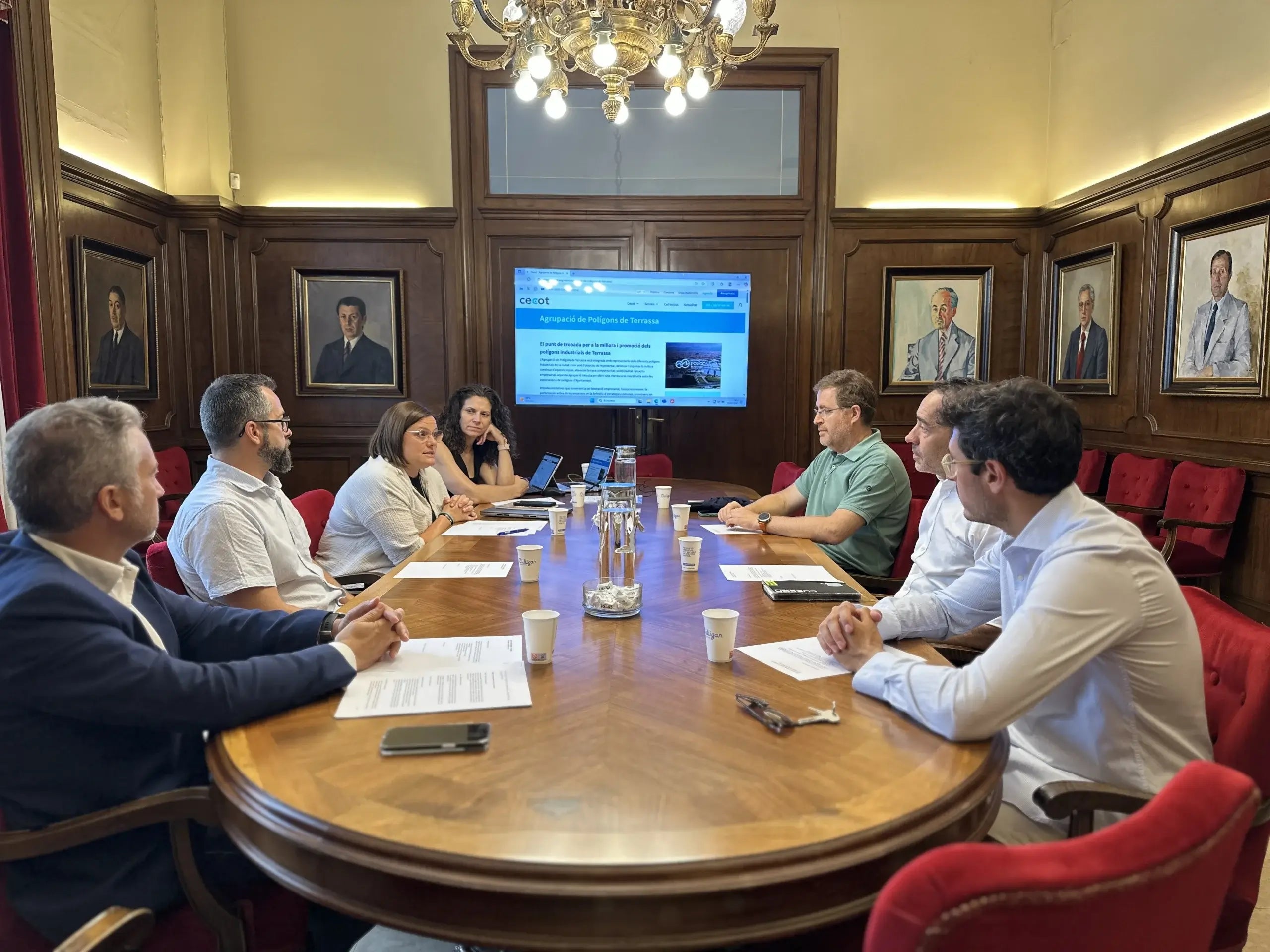 Constitución de la nueva Asociación de Empresarios y Propietarios del polígono del Este de Terrassa | Cedida