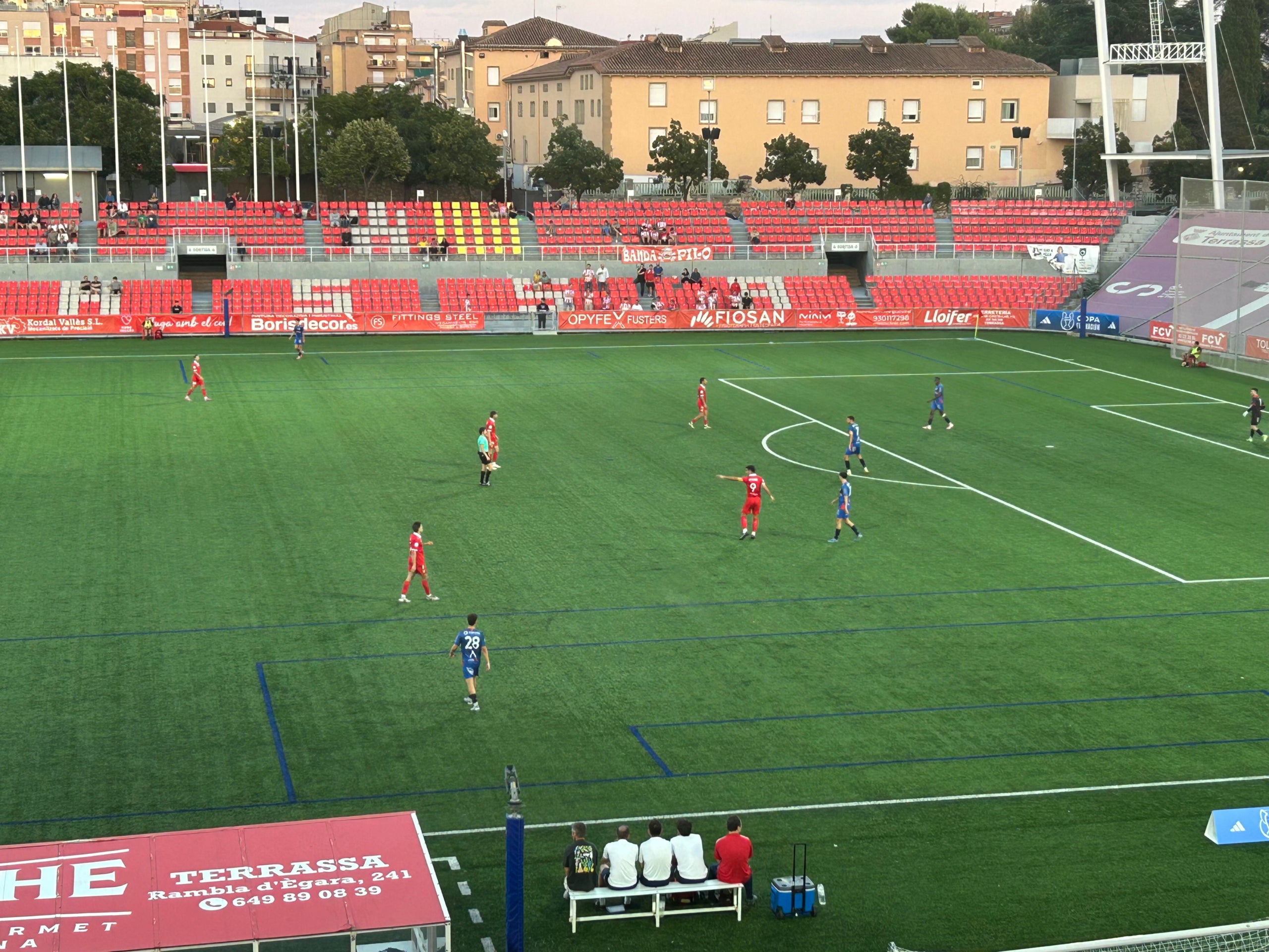 El Terrassa FC golea al Atlético Monzón en la Copa / Marc Pérez