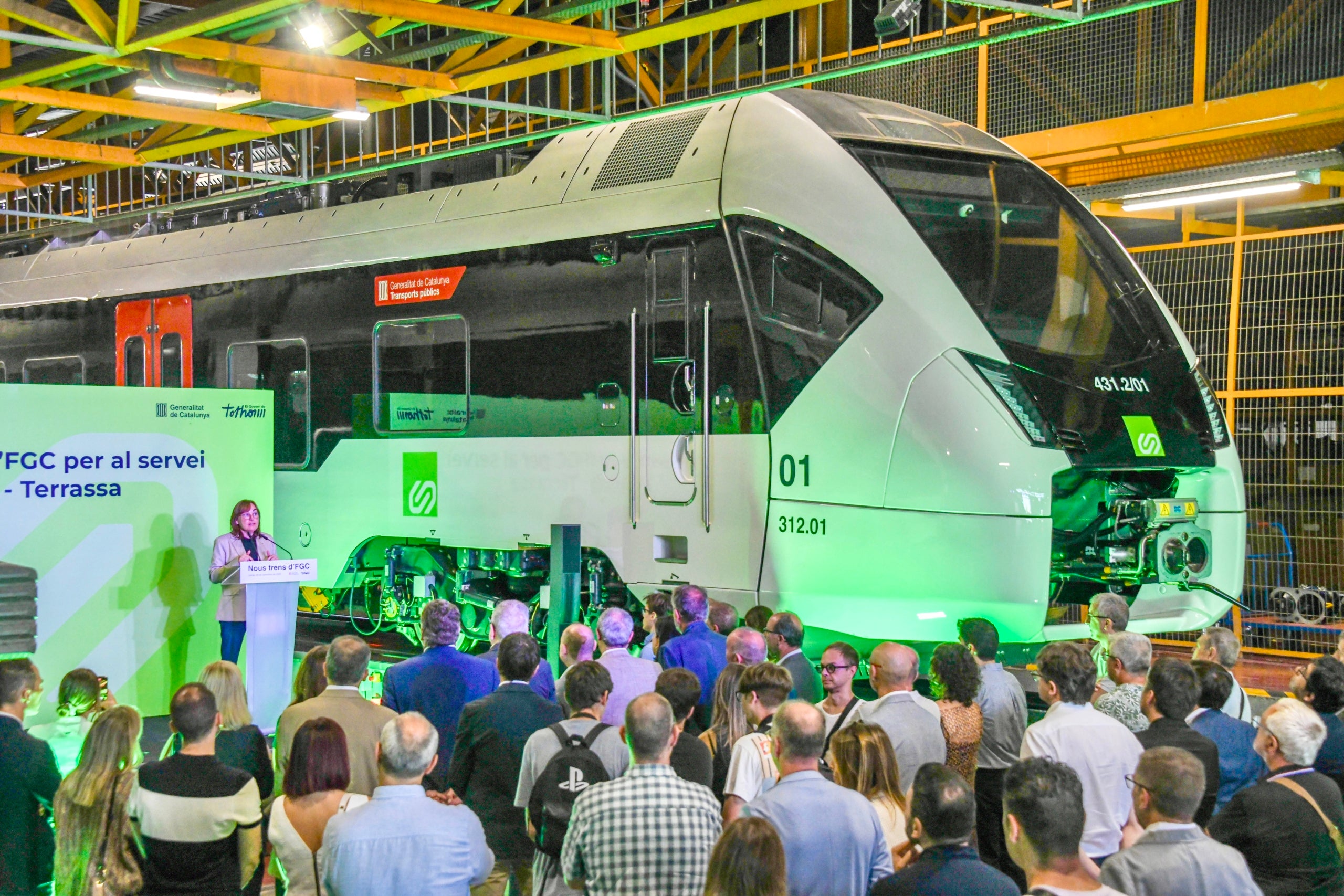 Acto de presentación del nuevo tren eléctrico que cubrirá la línea Lleida-Terrassa | Gencat