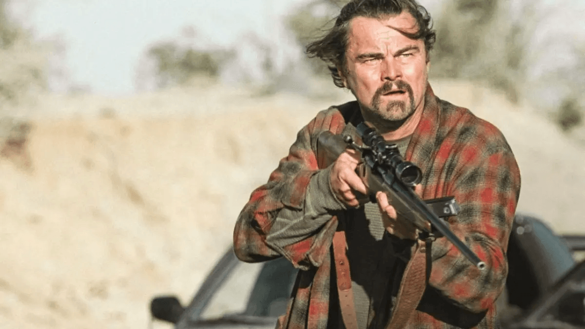 Fotograma de la pel·lícula 'Una batalla tras otra' amb Leonardo DiCaprio