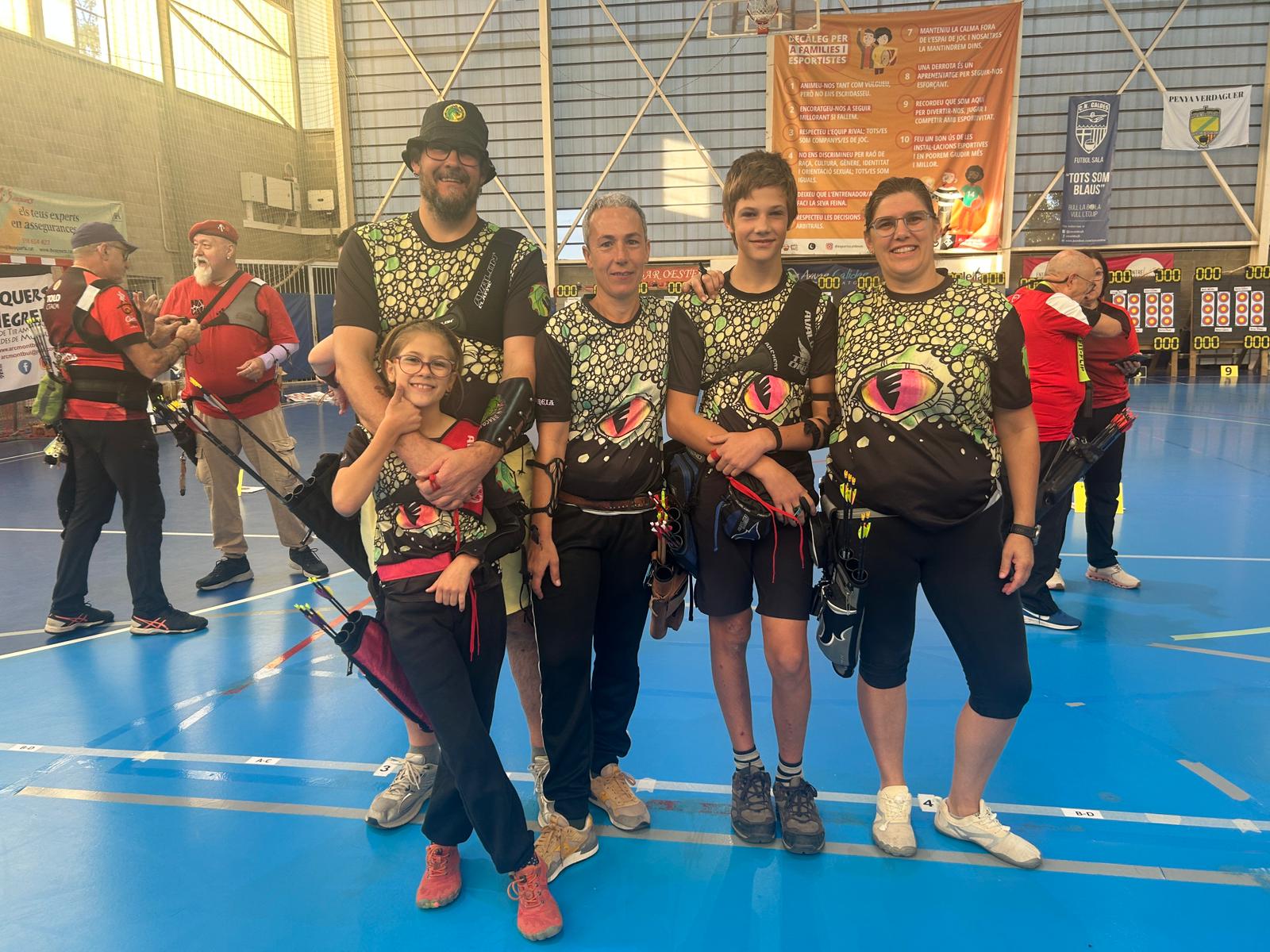 Arquers de Draco Sagittariis a la primera jornada de la nova Lliga Interclubs de Sala | Draco Sagittariis
