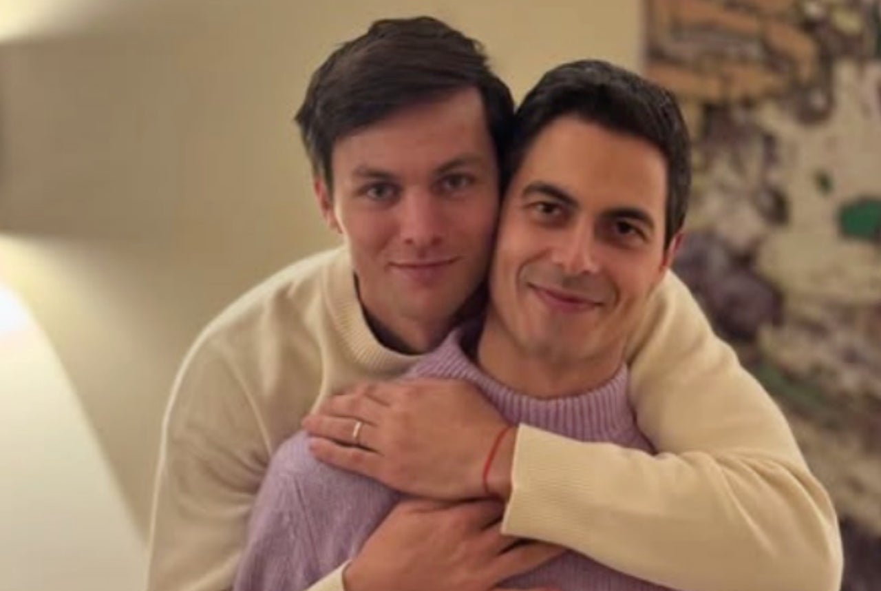 Nicolás Keenan abraçant al líder liberal Rob Jetten | IG Nicolás Keenan