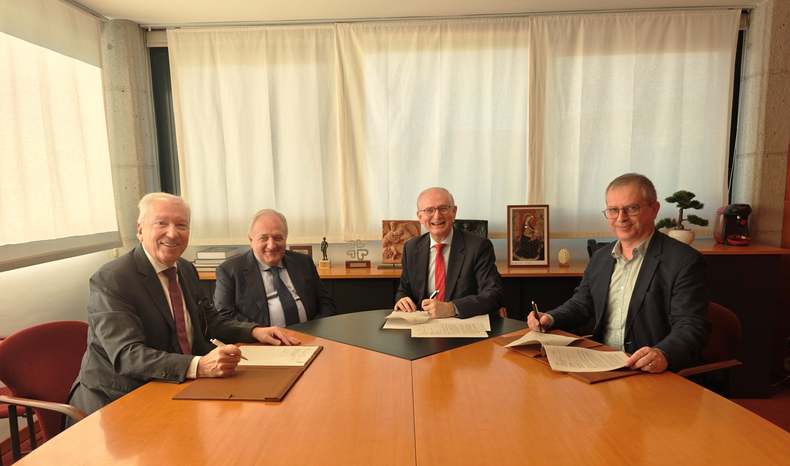 MútuaTerrassa, Roca i UIC Barcelona s'uneixen per a desenvolupar una solució que redueixi el risc d'infeccions a les sales d'hospitalització | UIC