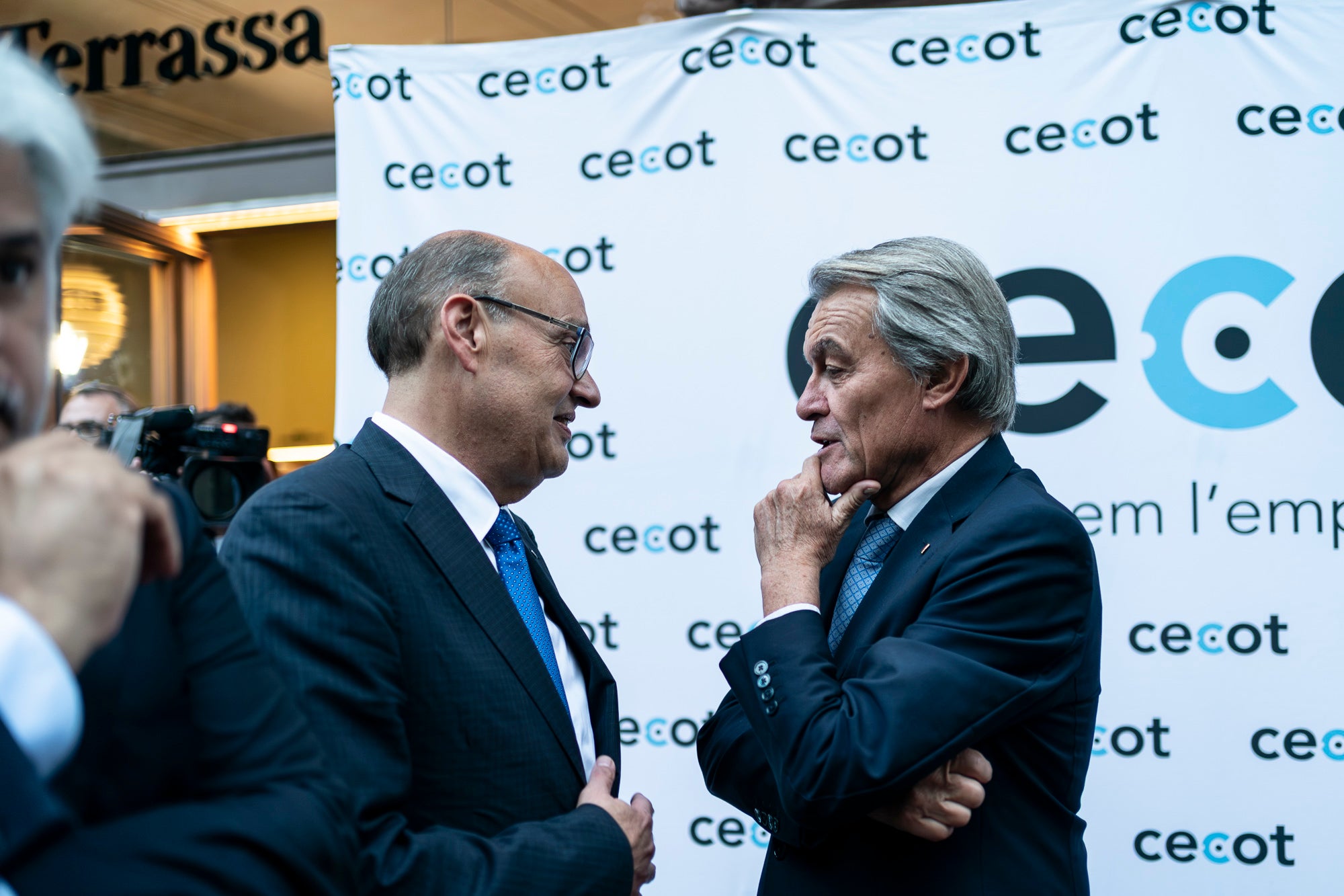 El Teatre Principal de Terrassa ha acollit la 30a edició de la Nit de l'Empresa. L'acte ha comptat amb la presència de l'alcalde de Terrassa, Jordi Ballart, i el president de Cecot, Xavier Panés; però ha destacat l'absència del president de la Generalitat, Salvador Illa, pels aiguats a l'Ebre. El gran protagonista de la jornada ha estat Cristóbal Colón, fundador de La Fageda, que ha rebut el Reconeixement a la Personalitat 2025 de Cecot | Mireia Comas