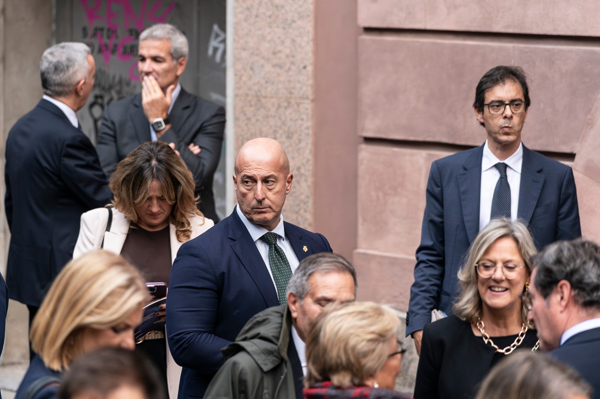 El Teatre Principal de Terrassa ha acollit la 30a edició de la Nit de l'Empresa. L'acte ha comptat amb la presència de l'alcalde de Terrassa, Jordi Ballart, i el president de Cecot, Xavier Panés; però ha destacat l'absència del president de la Generalitat, Salvador Illa, pels aiguats a l'Ebre. El gran protagonista de la jornada ha estat Cristóbal Colón, fundador de La Fageda, que ha rebut el Reconeixement a la Personalitat 2025 de Cecot | Mireia Comas