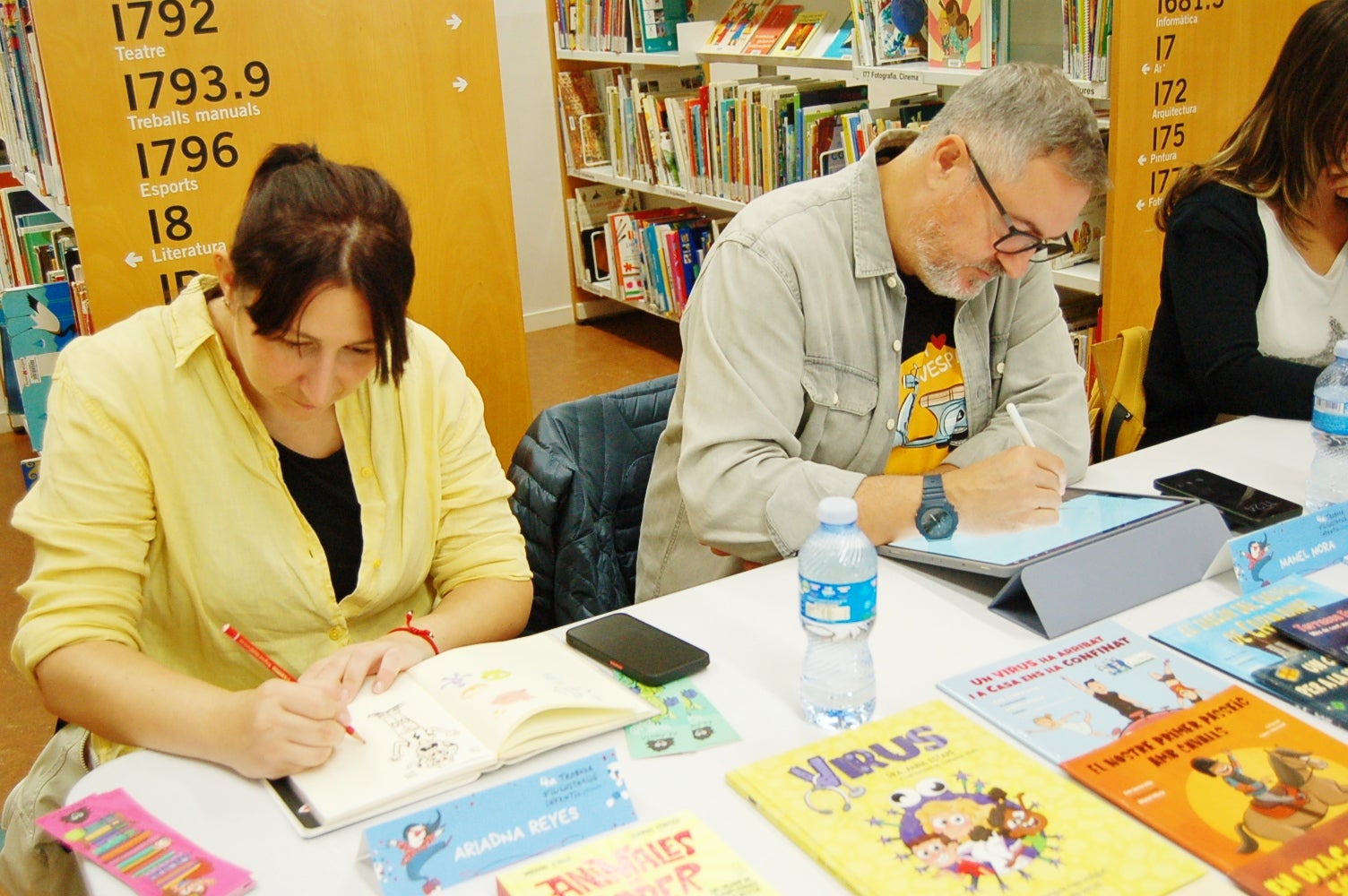 La Biblioteca Central de Terrassa va acollir aquest dissabte la 4ª Trobada d'Il.lustració Infantil, que va reunir alguns dels majors autors catalans d'aquesta disciplina de llibres per a infants i es va organitzar conjuntament amb Bambú Llibreria. Hi van participar els il·lustradors locals Kim Amate i Marta Cabrol i d'altres de fora com Núria Albesa, Maria Tolosa Cistaré, Roser Matas o Vivim del Cuentu. La trobada comptava amb la col·laboració de les editorials Mediterrània i Nanit.