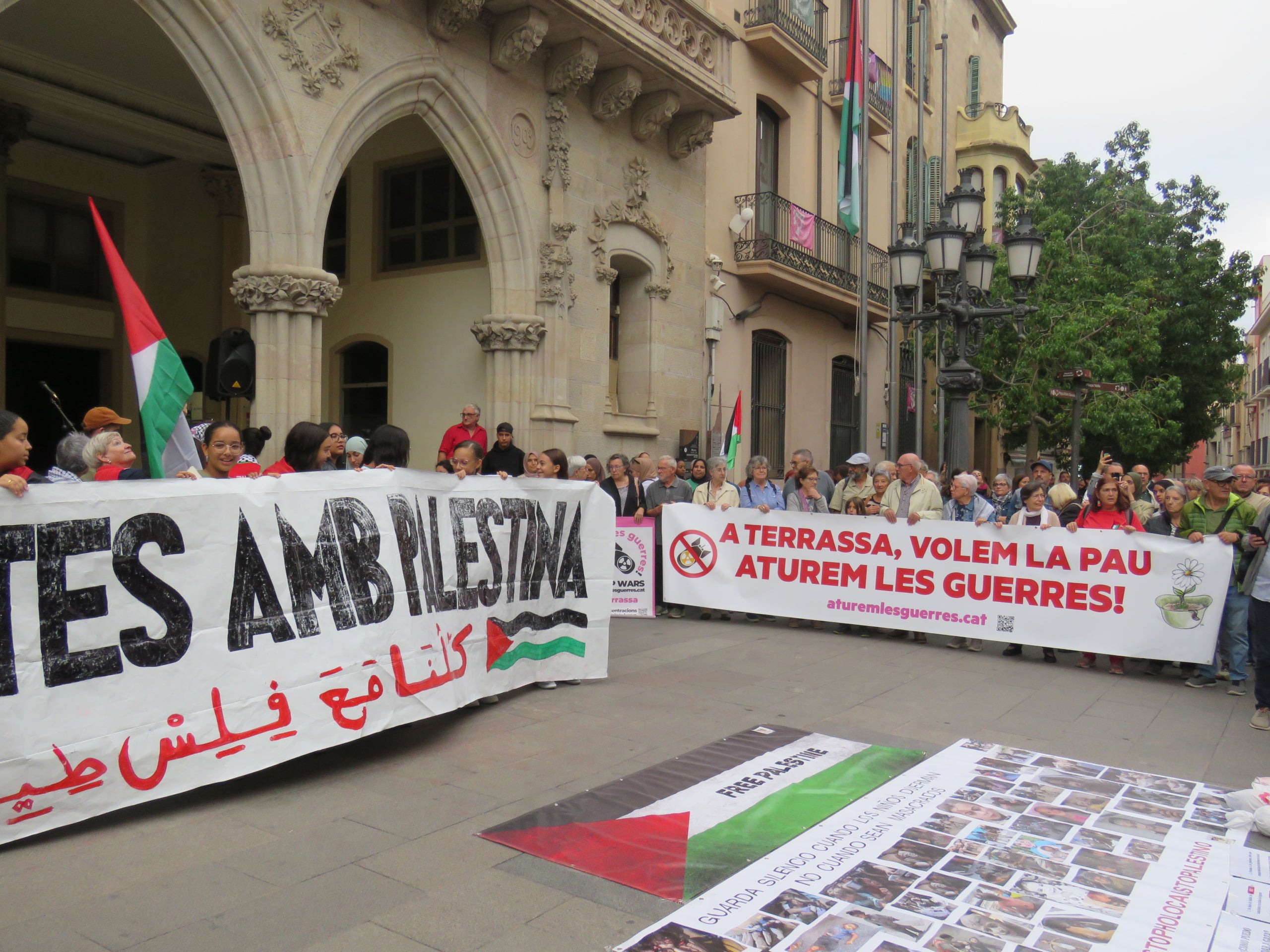 Centenars d'egarencs reclamen l'alliberament de la Global Sumud Flotilla | Oriol Manrique
