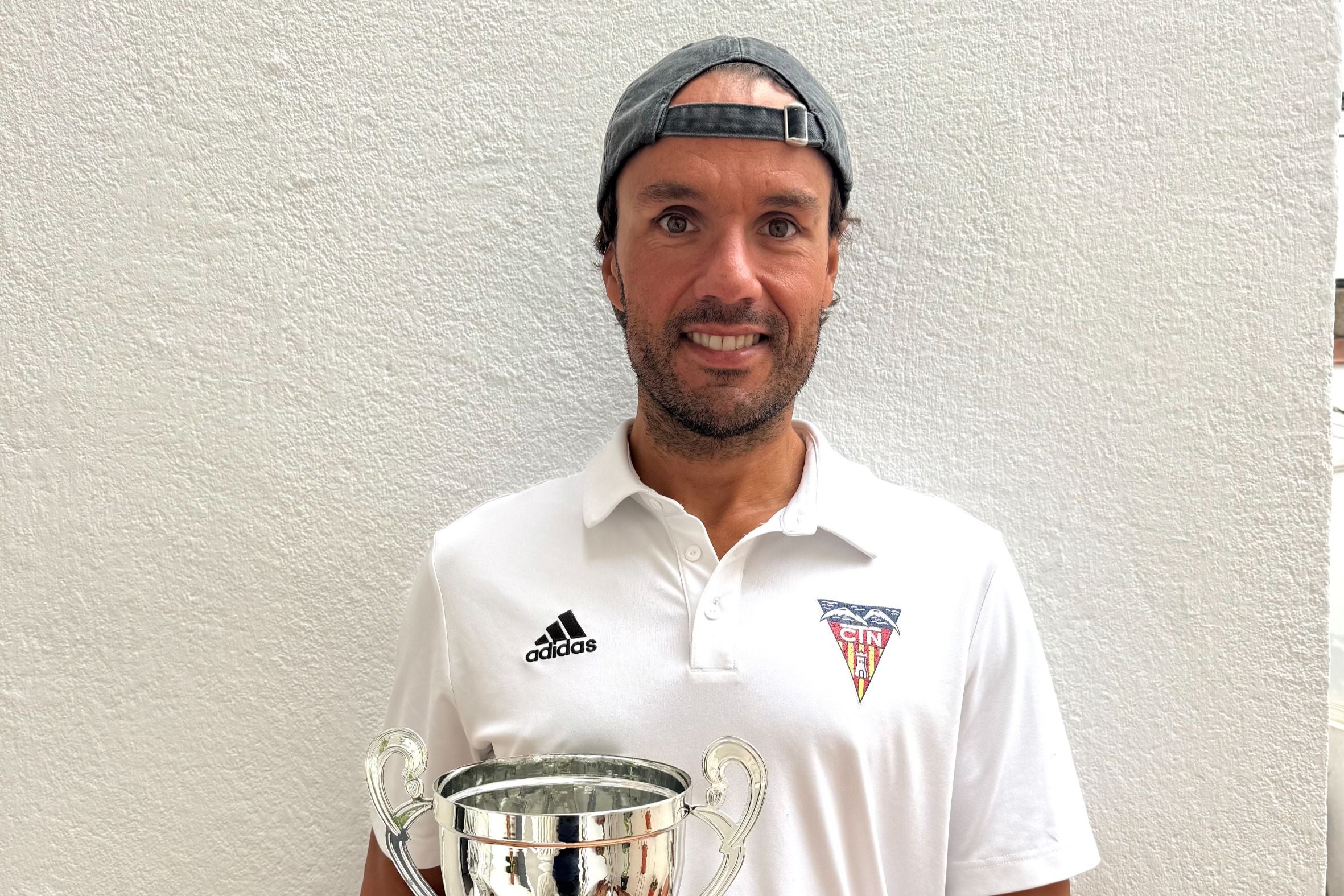 Mario Guillén, del CN Terrassa, en la Travessía del puerto de Tarragona | CN Terrassa