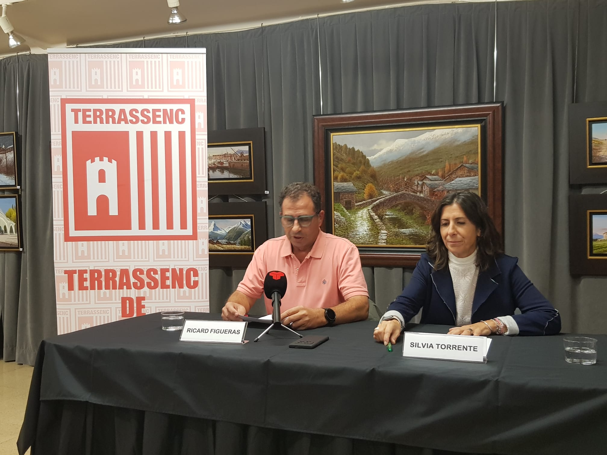 Ricard Figueras i Sílvia Torrente, d'El Social, han presentat el guardó Terrassenc de l'Any 2025 | Lluïsa Tarrida