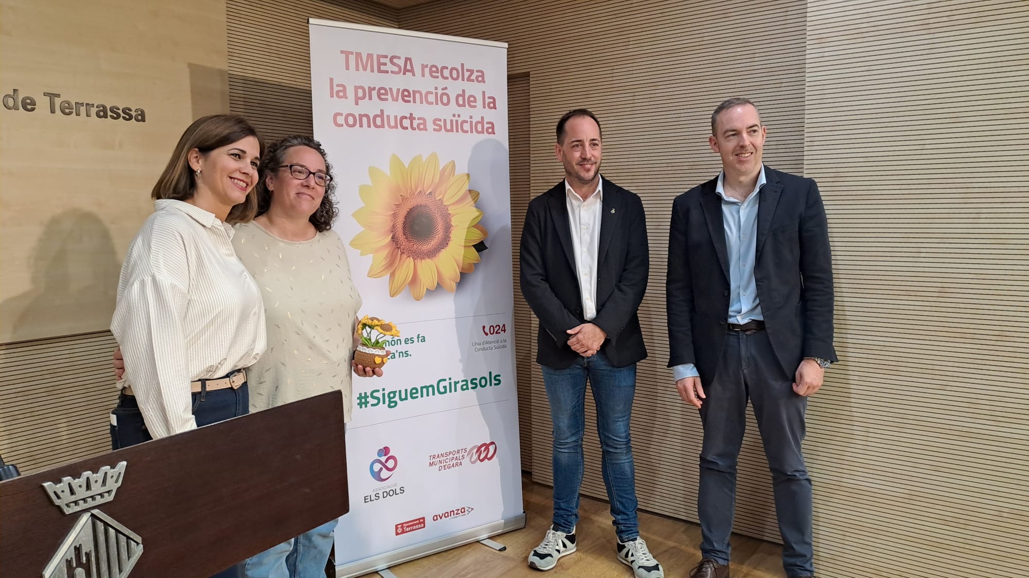 Presentación de la campaña 'Siguem Girasols' para visibilizar el suicidio en Terrassa | Oriol Manrique