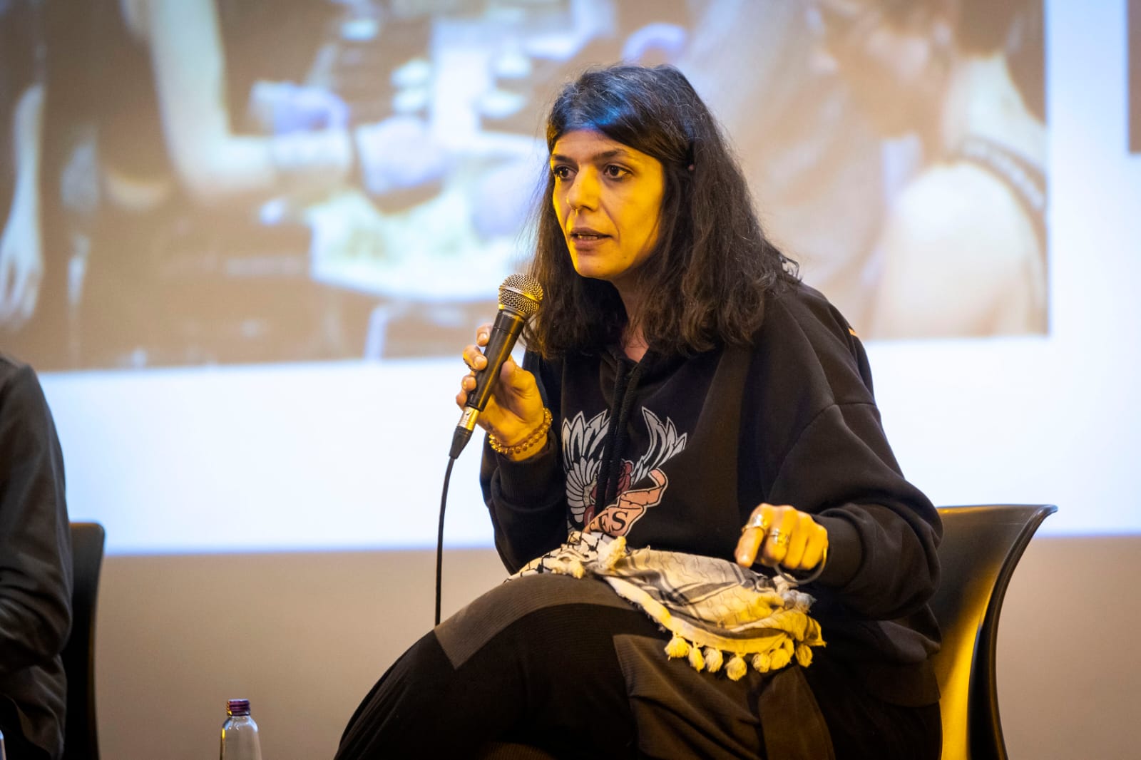 L'activista dels drets humans, Yara Harake, examinarà a Terrassa la dicotomia de la pau i el conflicte | Ciutats Defensores dels Drets Humans
