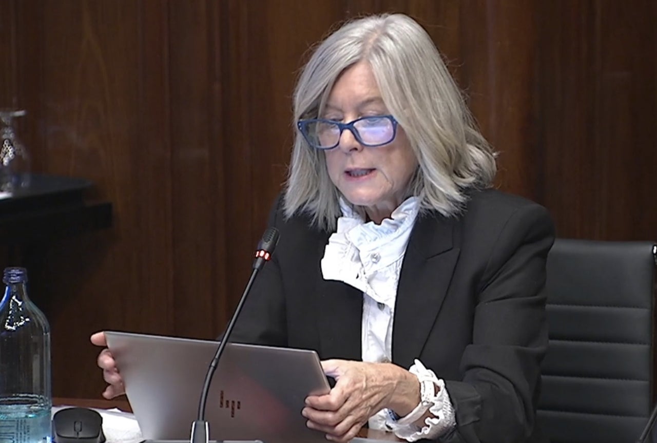 La diputada popular Belén Pajares ha presentat la moció sobre la Unitat TEA de Terrassa | Parlament