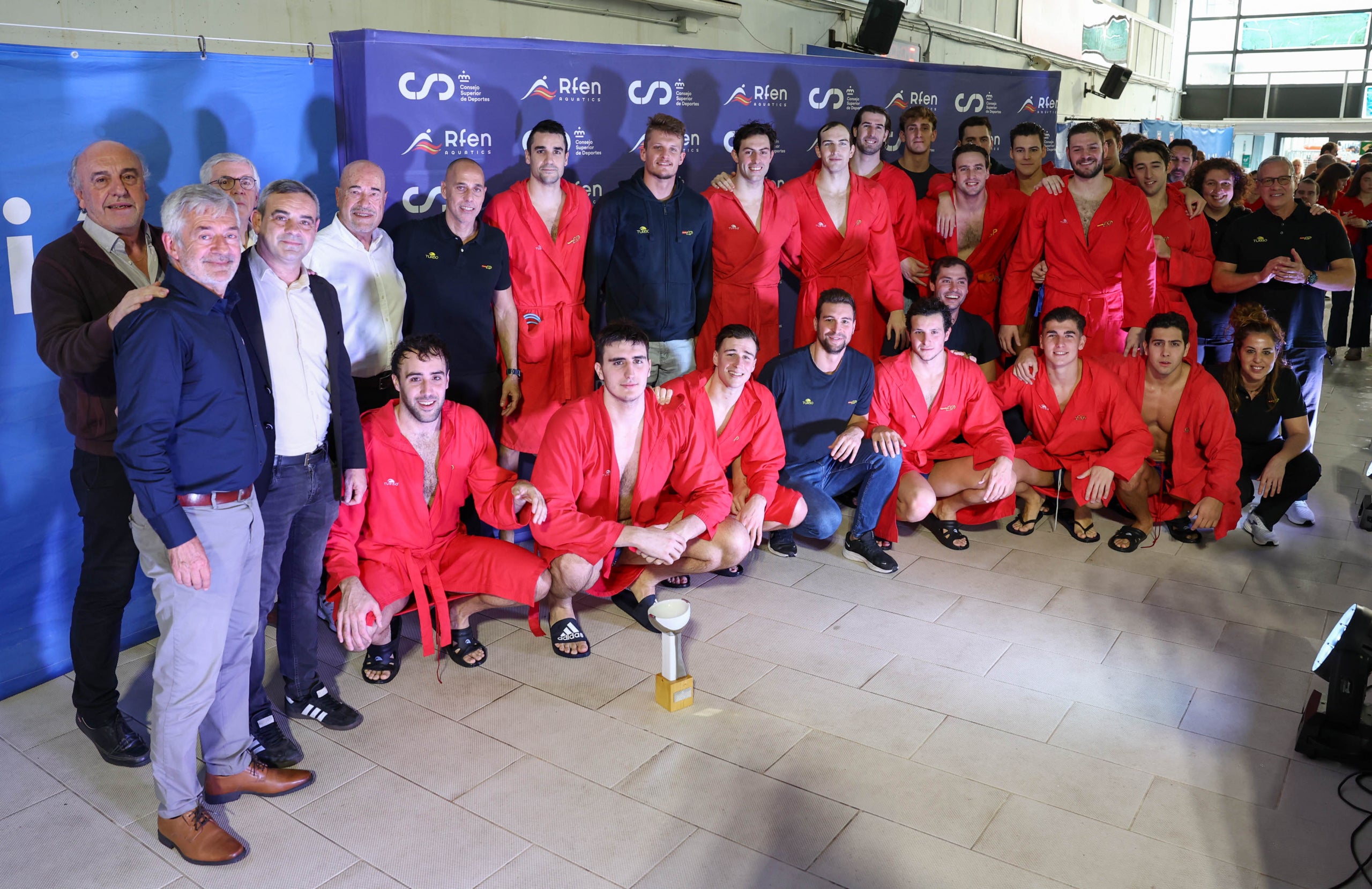 Espanya guanya el segon assalt als EUA (18-14) i es proclama campió del torneig a Terrassa | RFEN