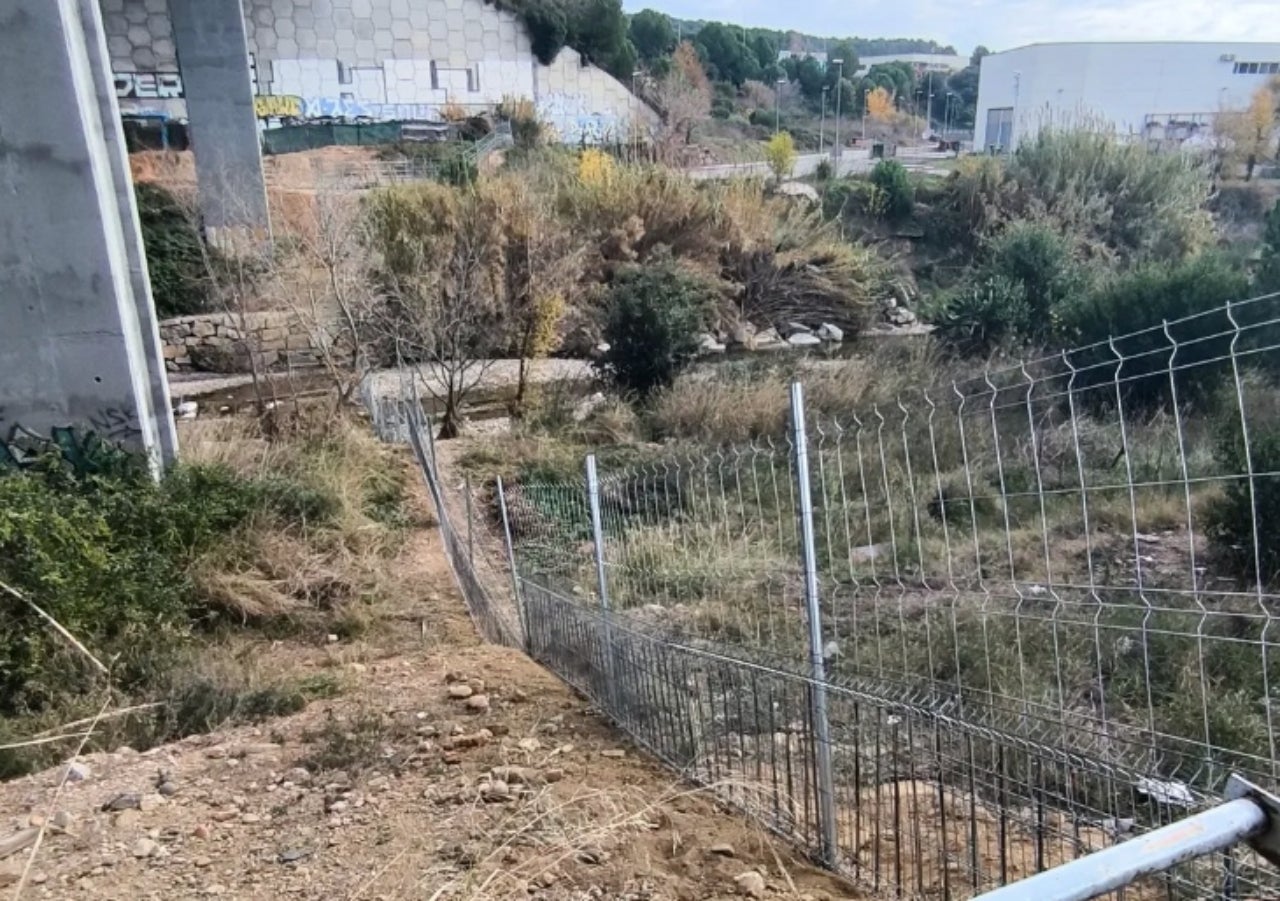 Tanques protectores per evitar el pas dels senglars a Les Fonts | Paco Marín
