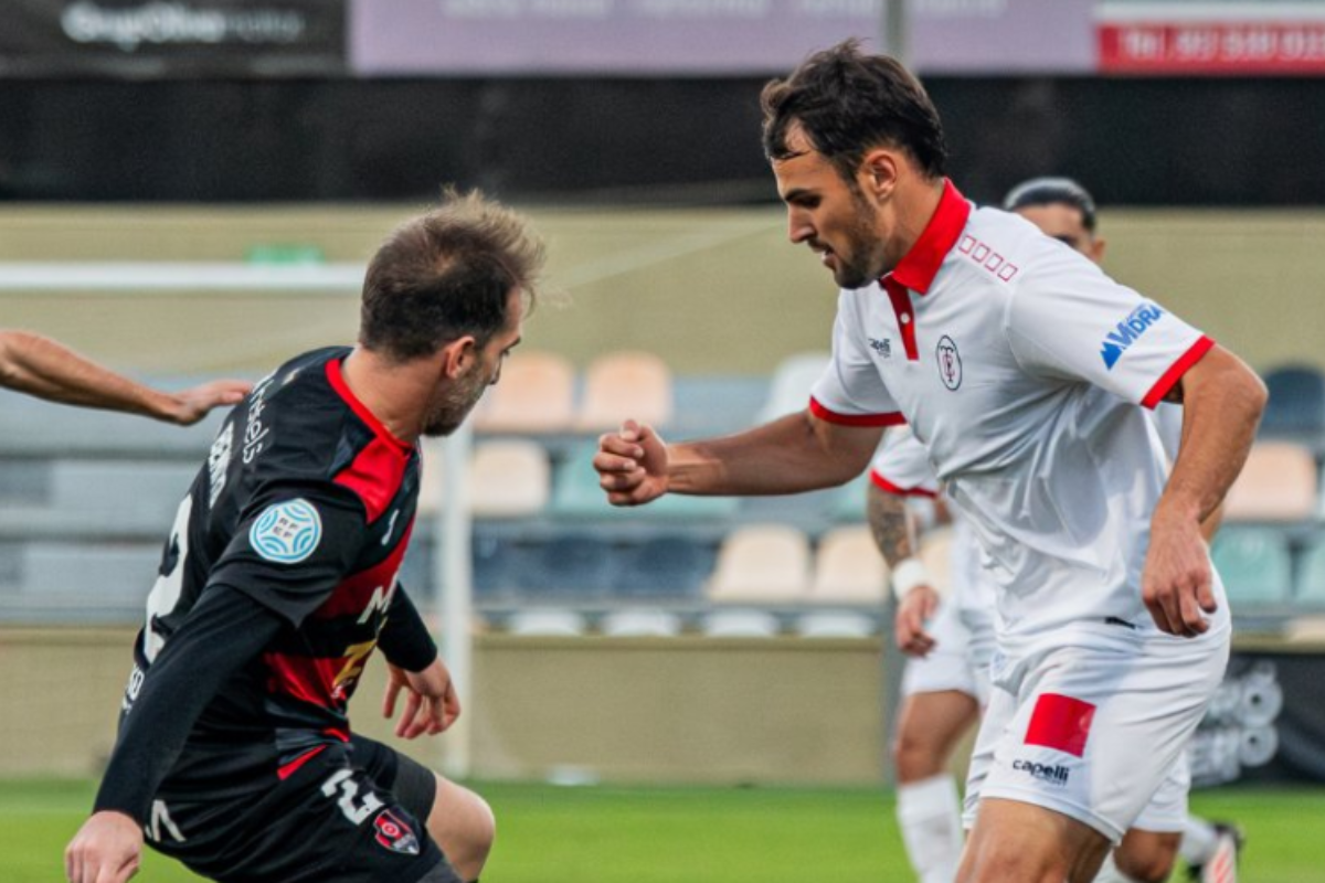 Imatges del partit a Reus entre Reus FC Reddis i el Terrassa FC / X Terrassa FC