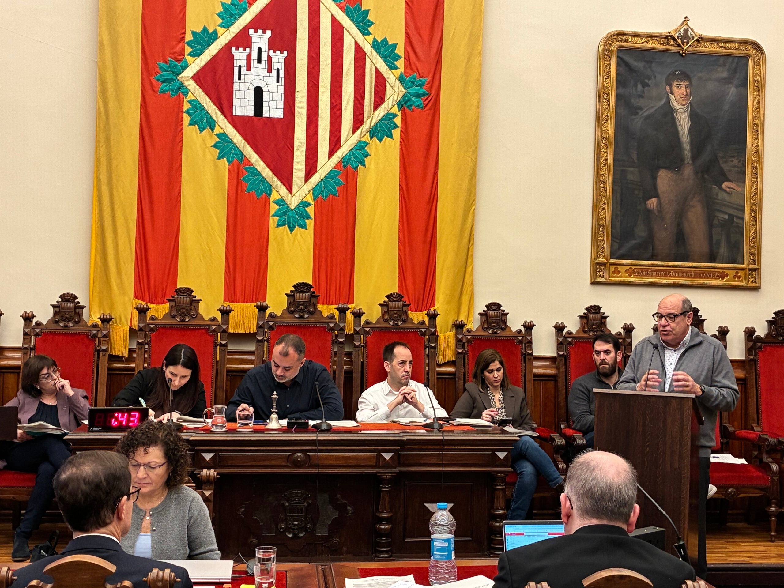 El concejal socialista Carles Lázaro, responsable de los temas educativos en su grupo, interviene en el pleno de diciembre de Terrassa | Vicenç Batalla