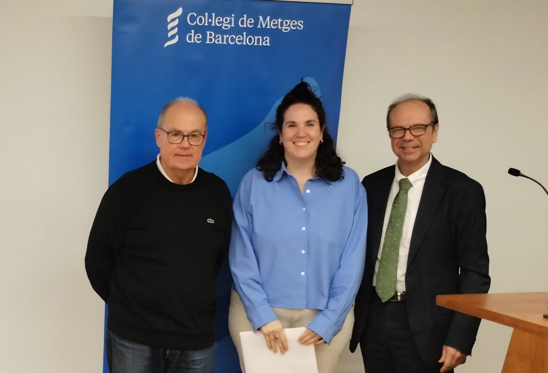 El servicio de Enfermedades Infecciosas ha recogido un Premio Dr. Costa Roma | MútuaTerrassa