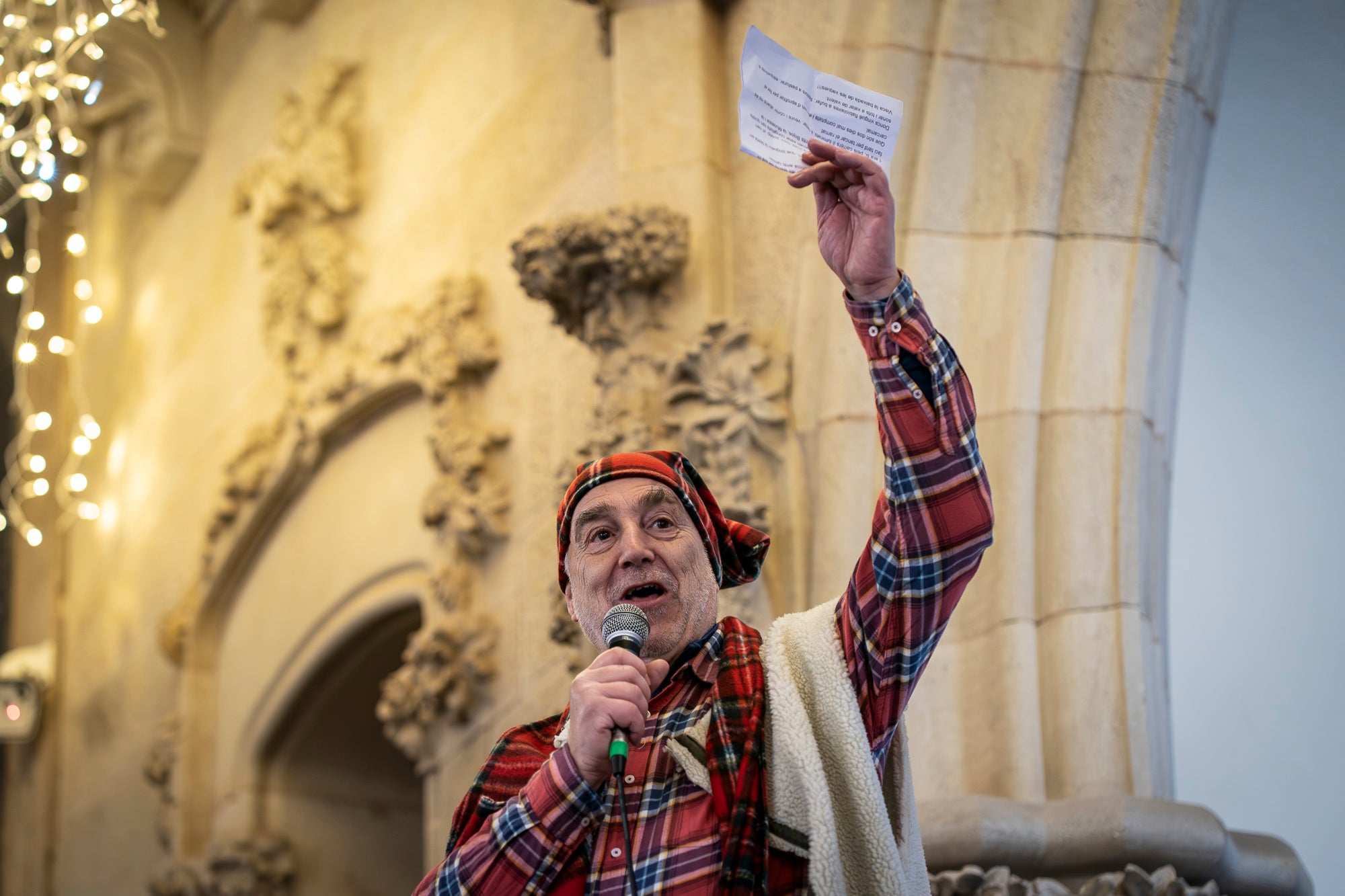 El Raval de Montserrat ha estat l’epicentre de la Segona Baixada de les Vaques, un acte festiu i popular que ha captivat l’esperit local amb la seva combinació de tradició, cultura i diversió. La jornada combina cercavila, música, ambient festiu i un sopar popular a Cal Reig, en un esdeveniment que és totalment obert i participatiu. La Mulassa i Gegants Bojos i, com no, les vaques amb els seus pastors, han estat els protagonistes